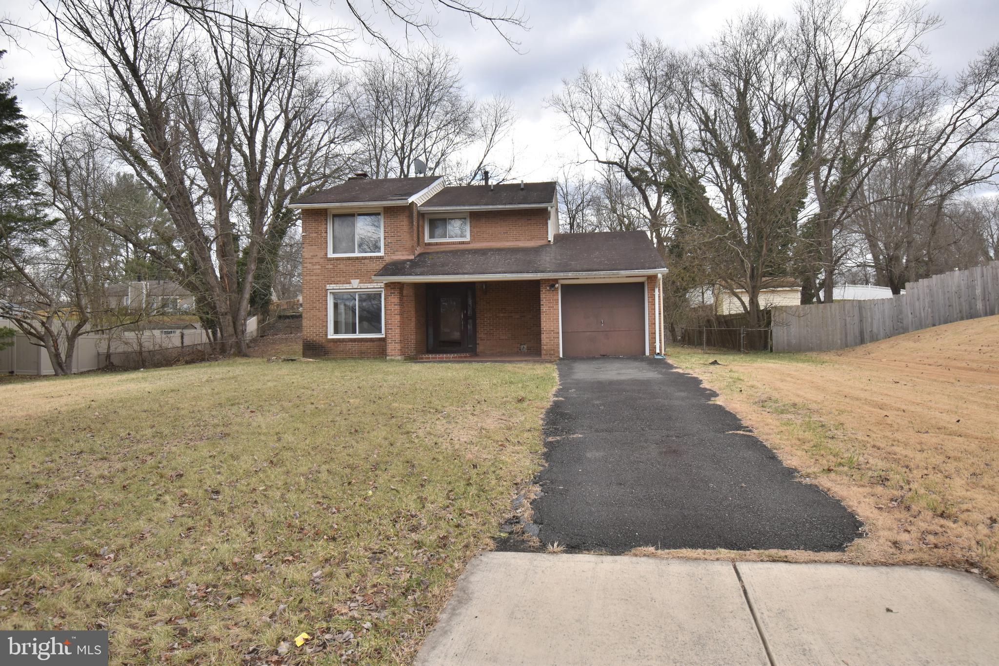 RAMBLING HILLS - Residential