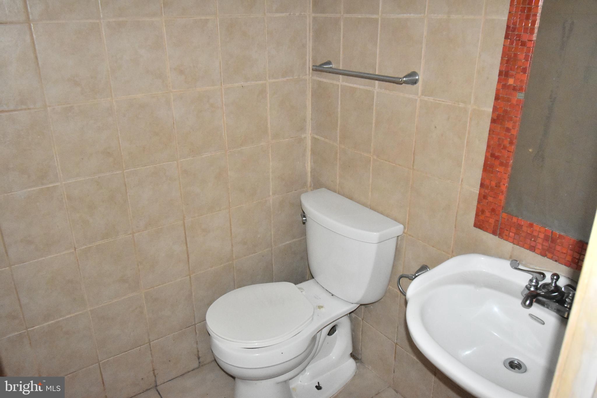 RAMBLING HILLS - Residential