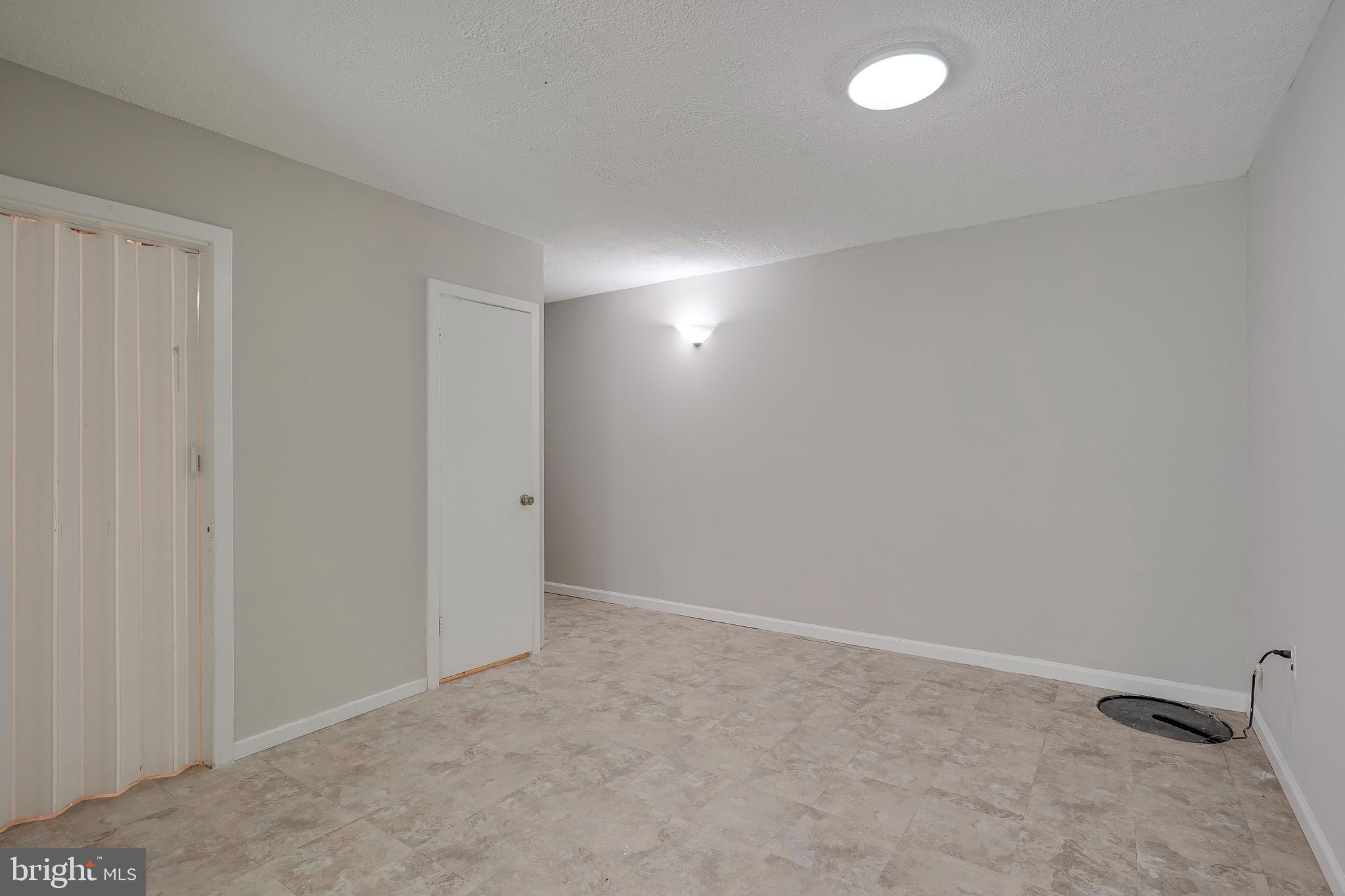 PLEASANT FIELDS - Residential