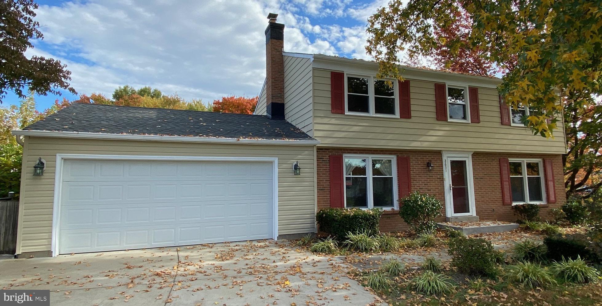 FOX MILL ESTATES - Residential