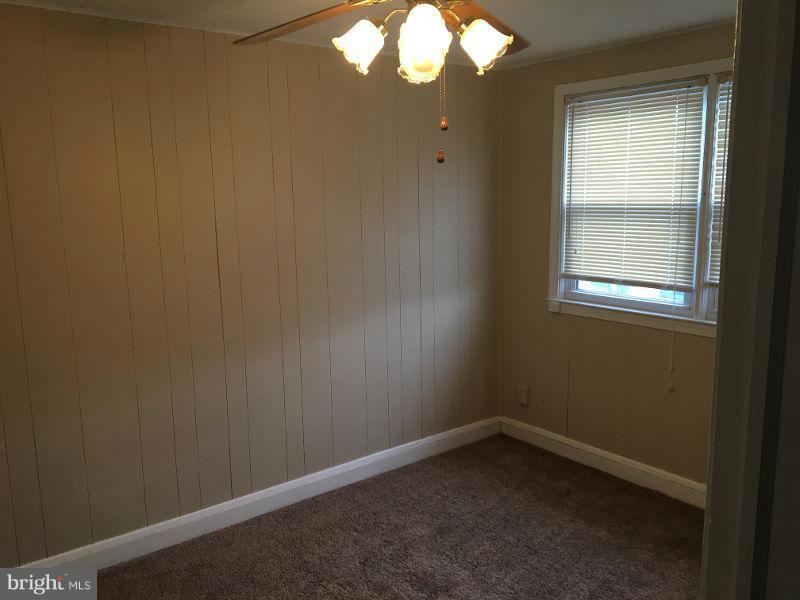 HAWTHORNE - Residential Lease