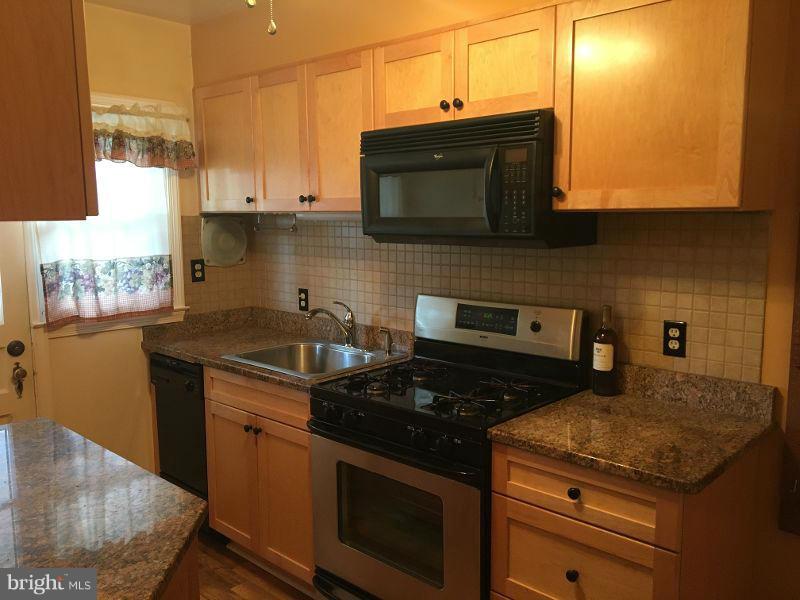 HAWTHORNE - Residential Lease