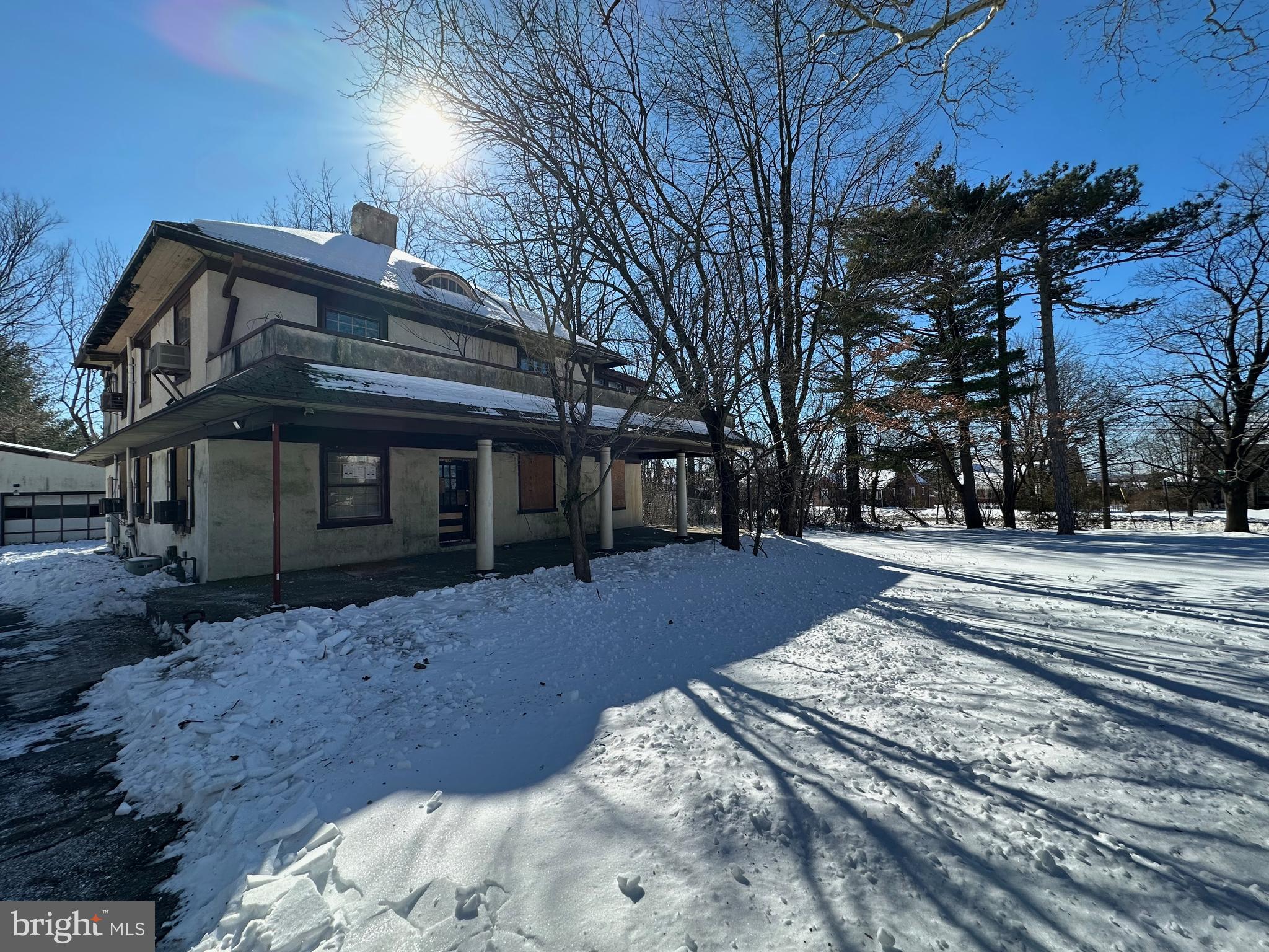 CURRAN TERRACE - Residential