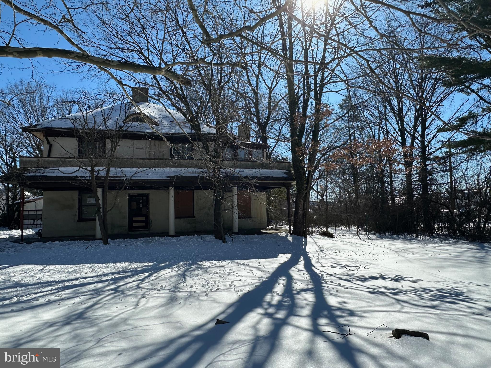 CURRAN TERRACE - Residential