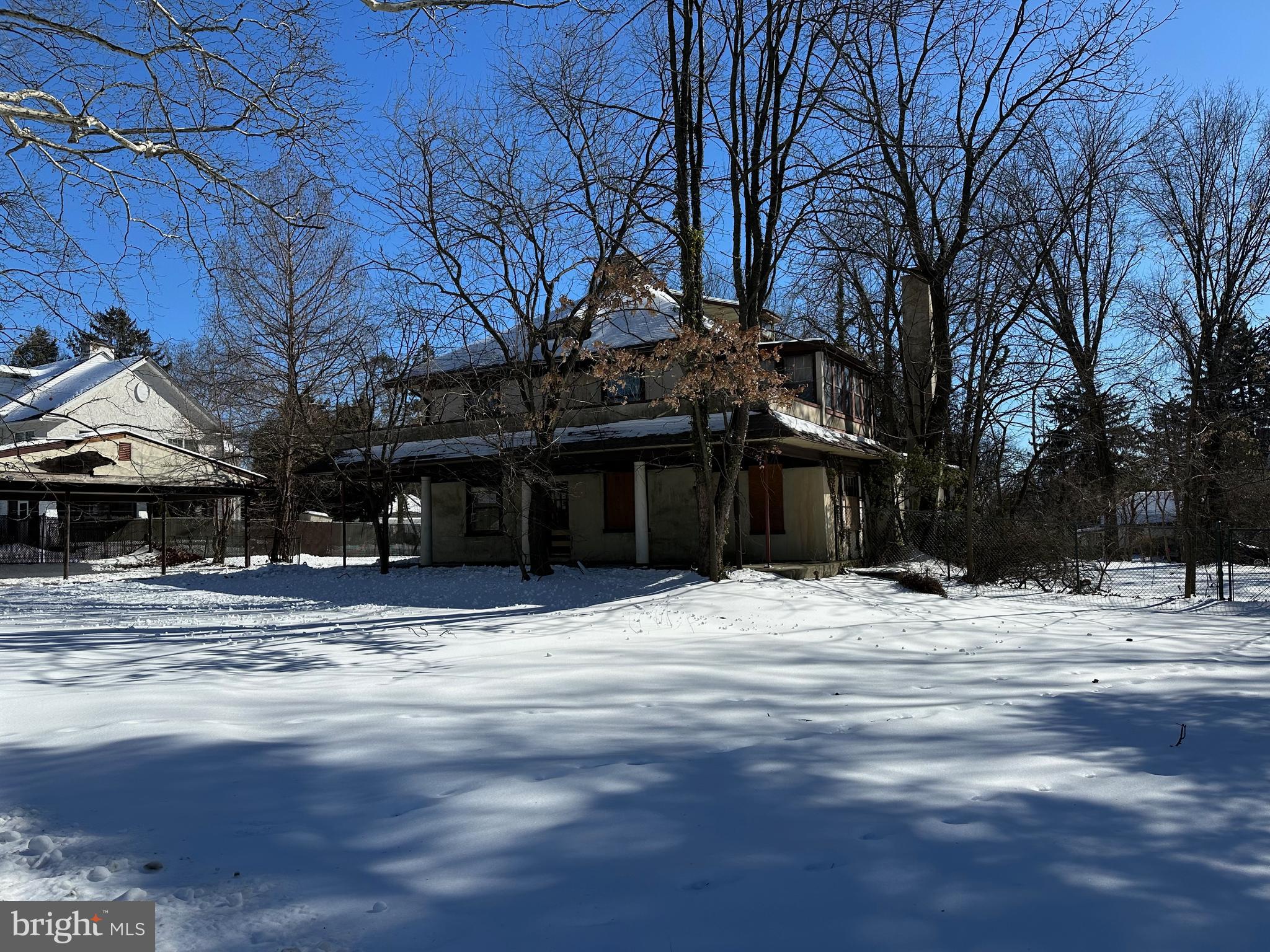 CURRAN TERRACE - Residential