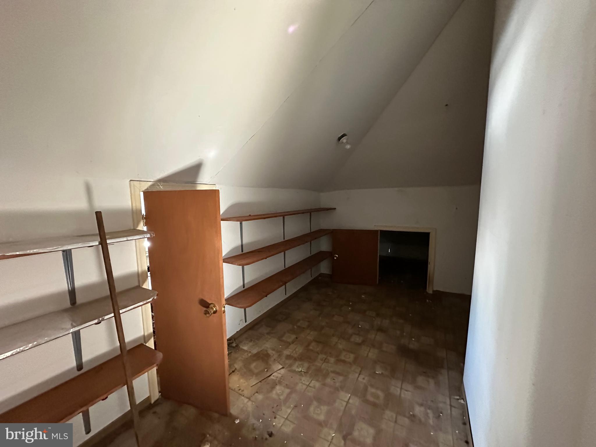 CURRAN TERRACE - Residential