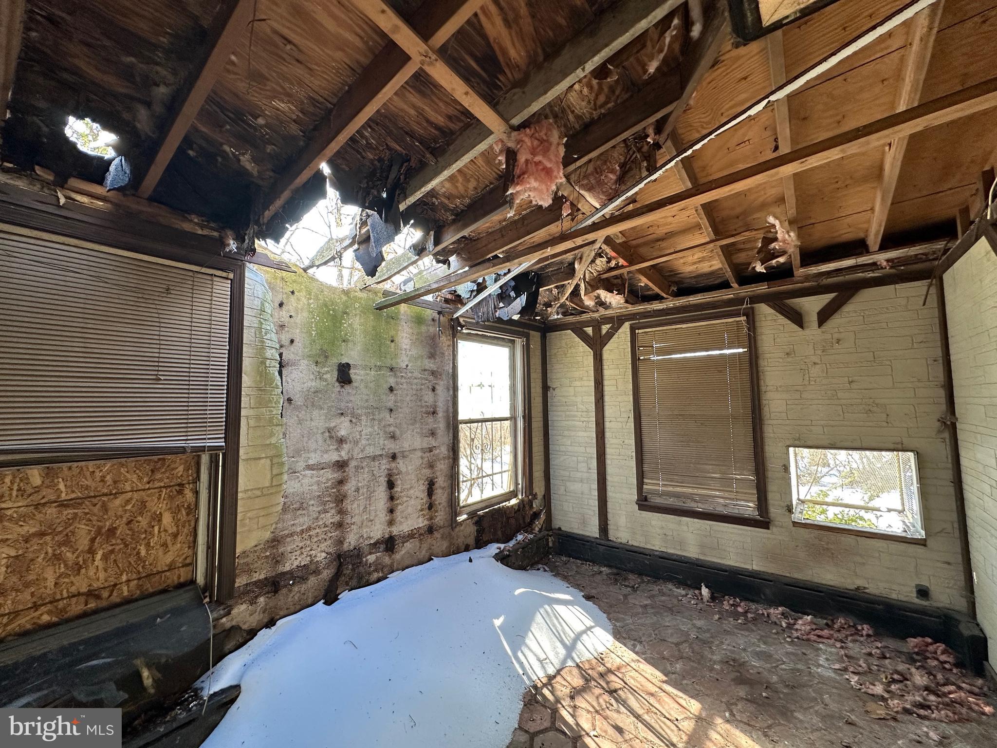 CURRAN TERRACE - Residential