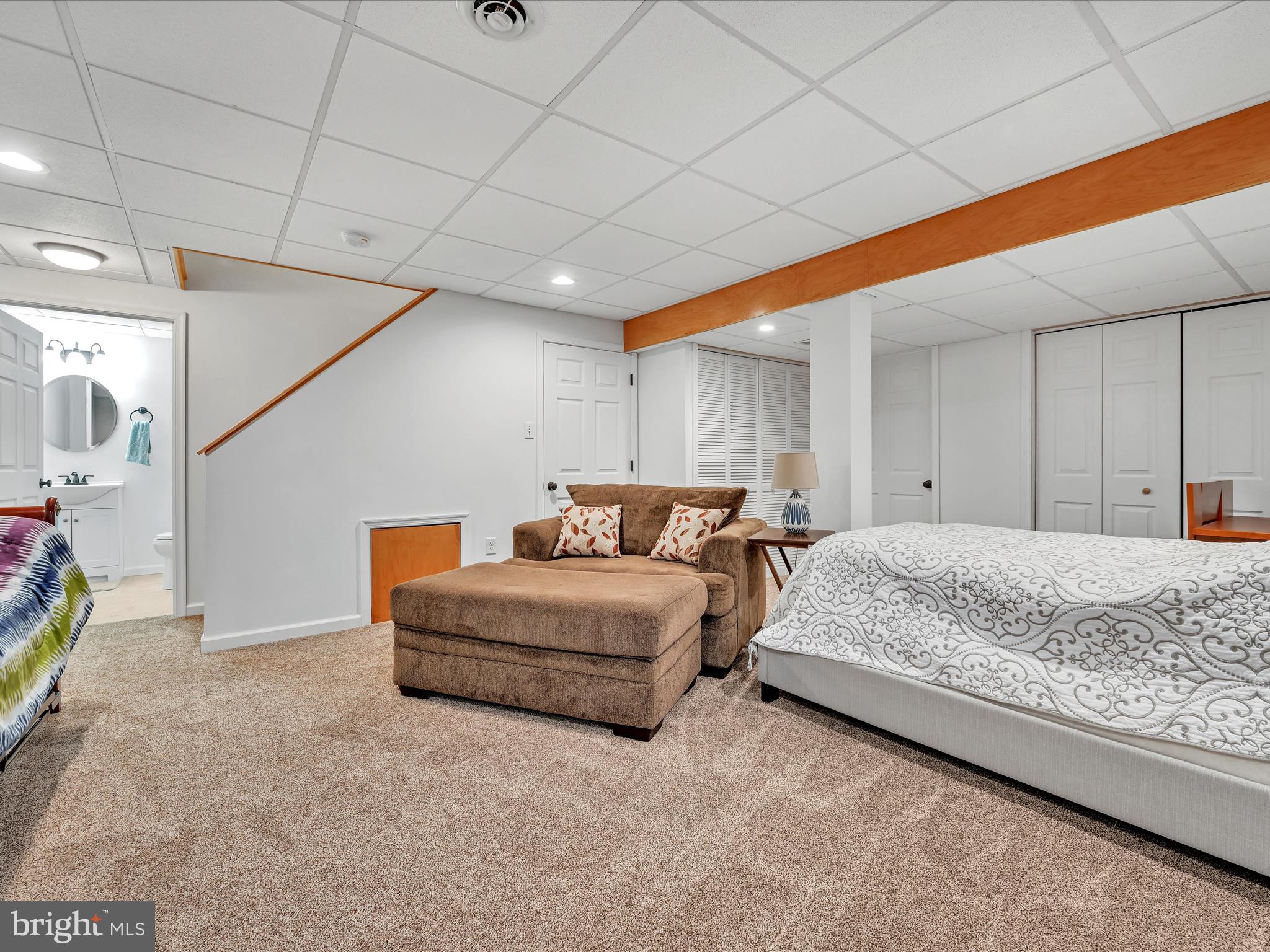 STOUDTBURG VILLAGE - Residential