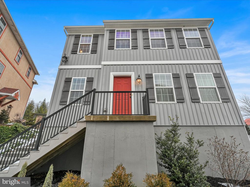 Photo of 1 Rothenburg Way, Reinholds, PA 17569 (MLS # PALA2045374)