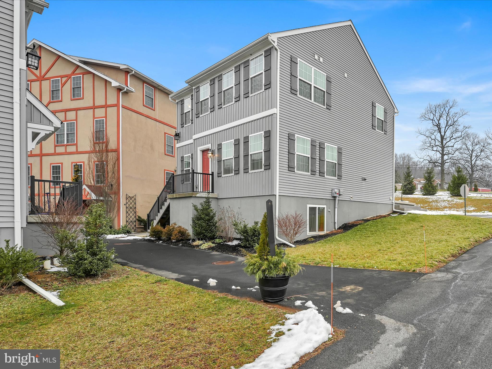 STOUDTBURG VILLAGE - Residential