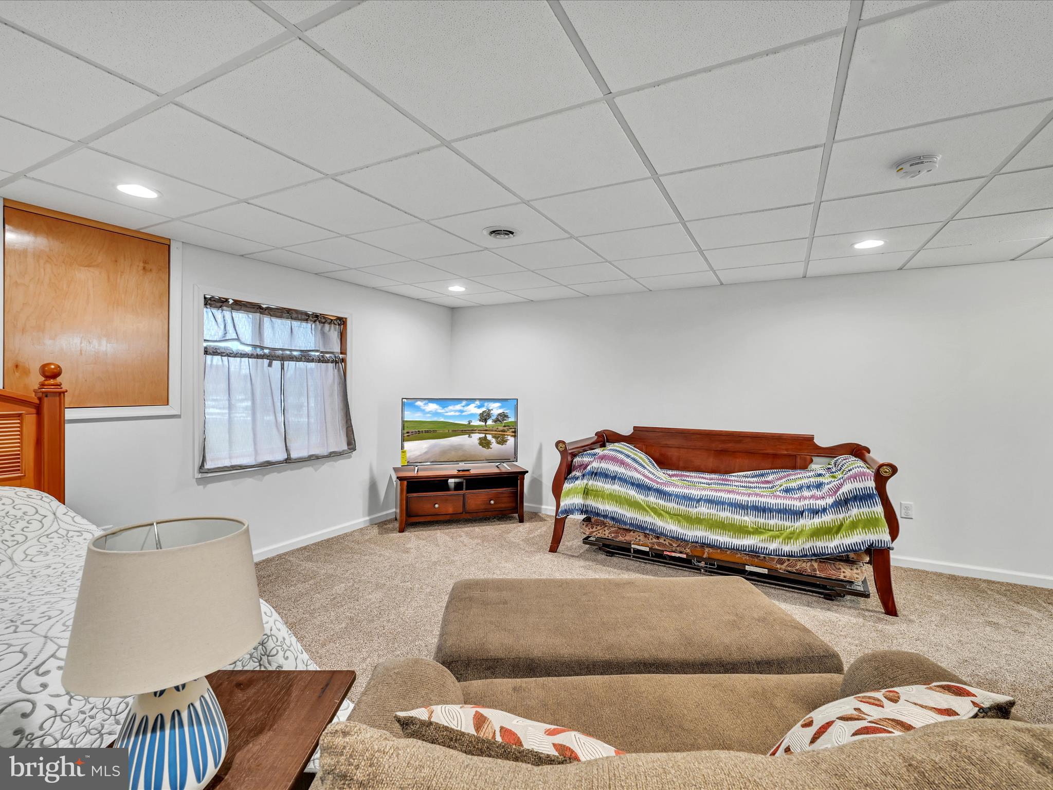 STOUDTBURG VILLAGE - Residential