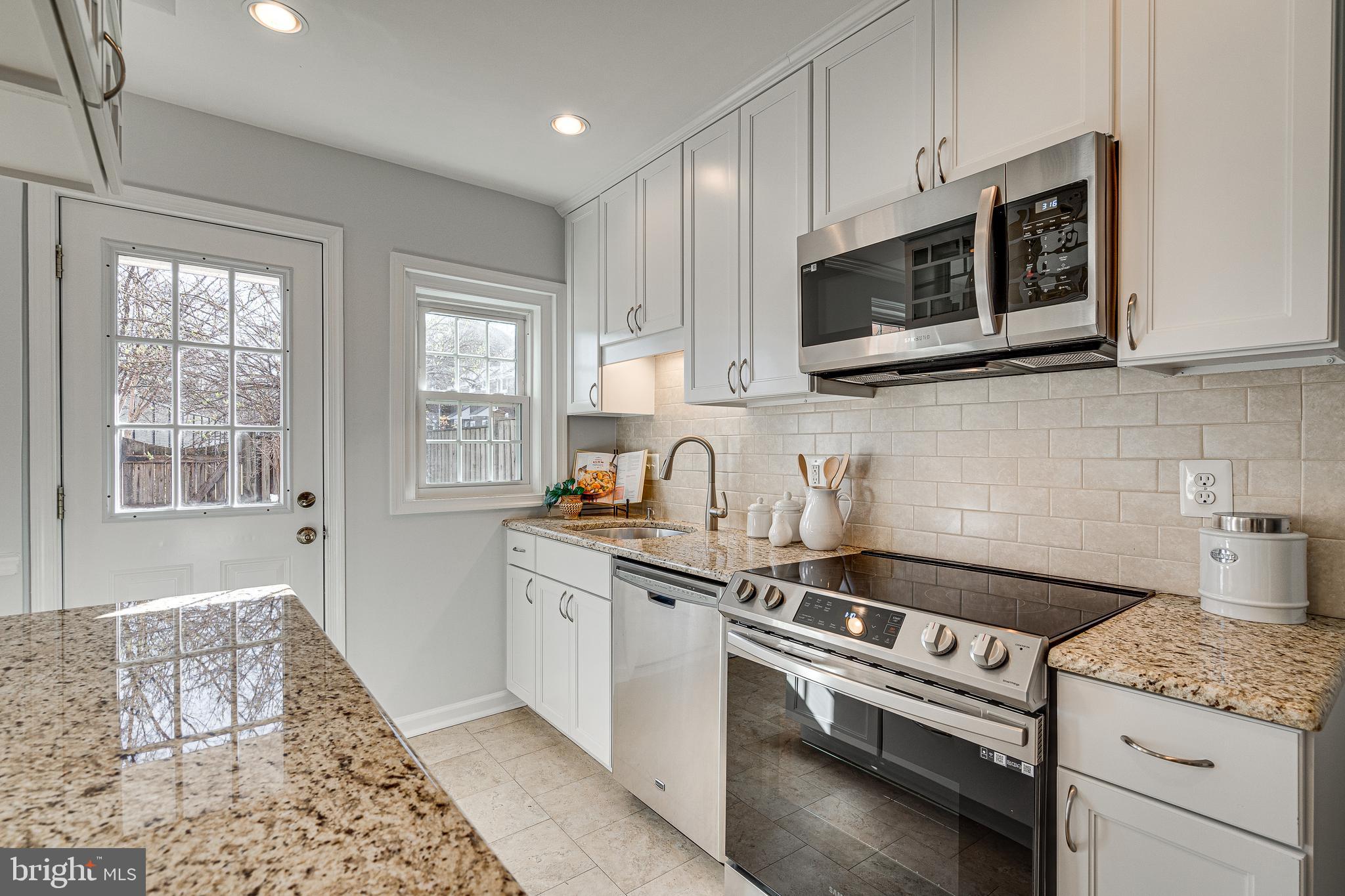 FAIRLINGTON - Residential