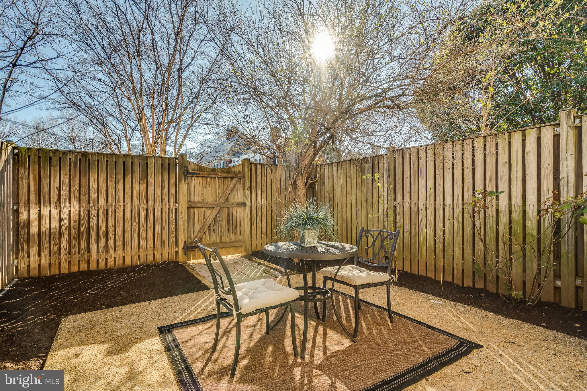 FAIRLINGTON - Residential