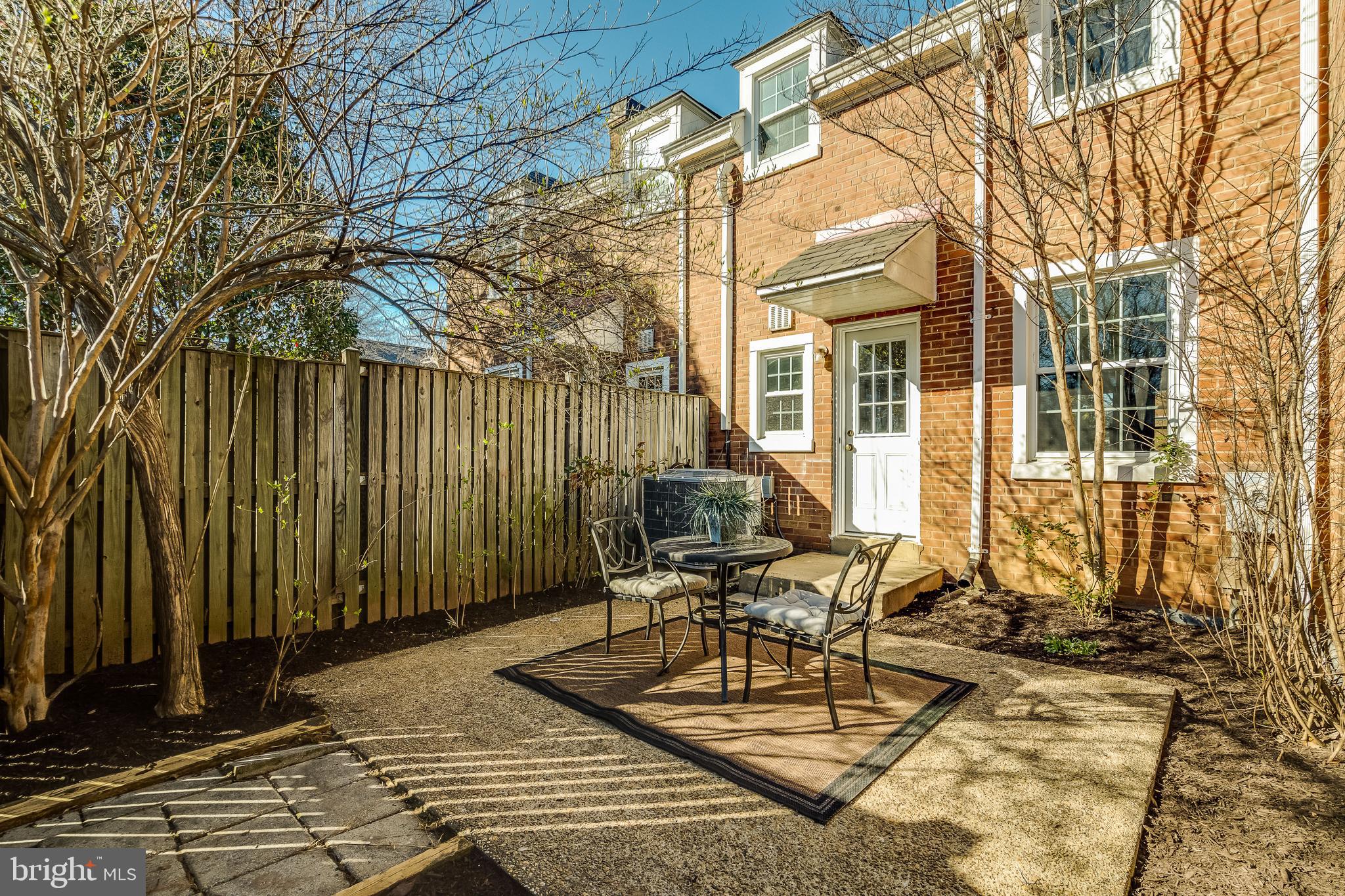 FAIRLINGTON - Residential