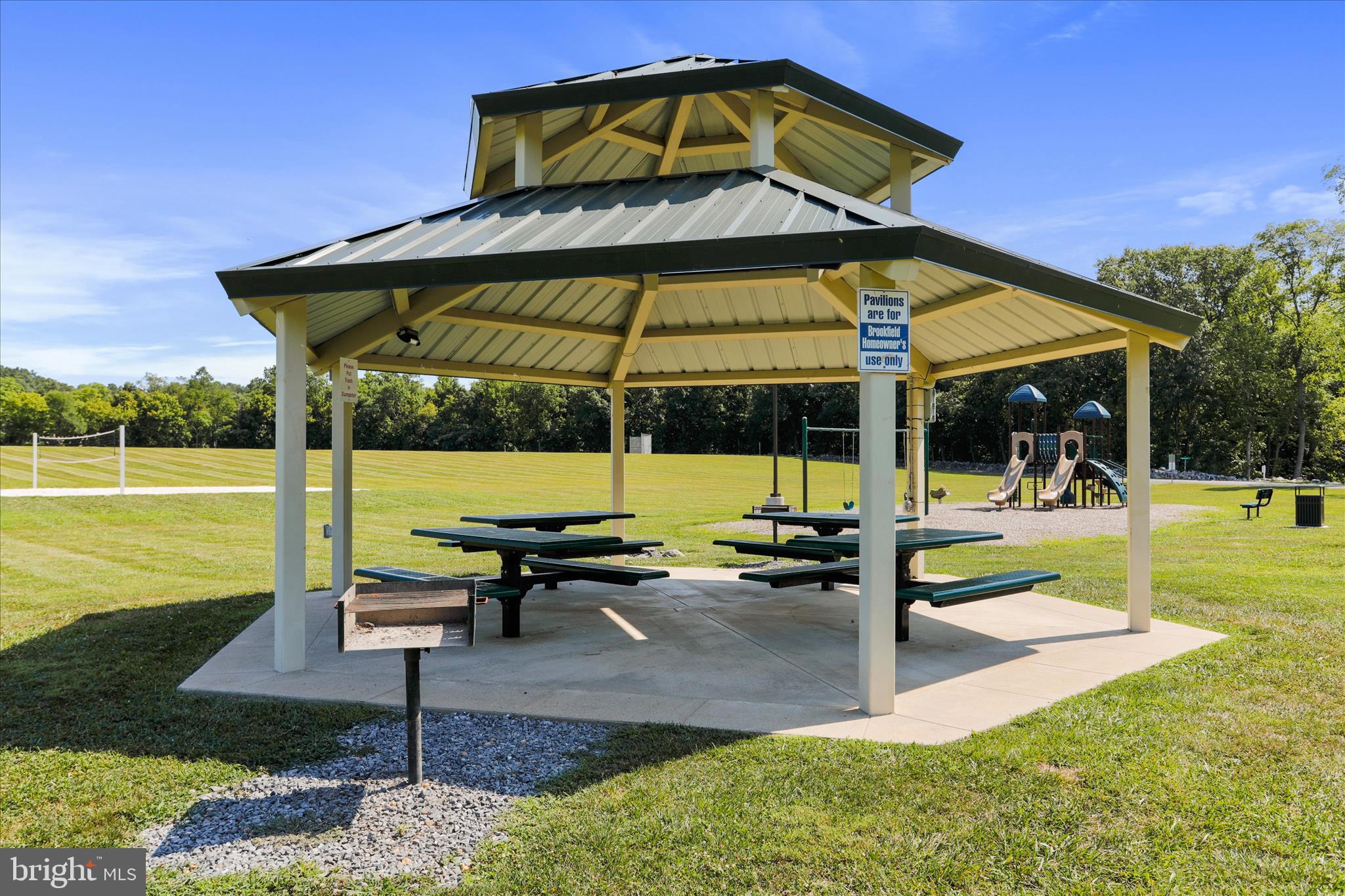 BROOKFIELD ON THE POTOMAC - Residential
