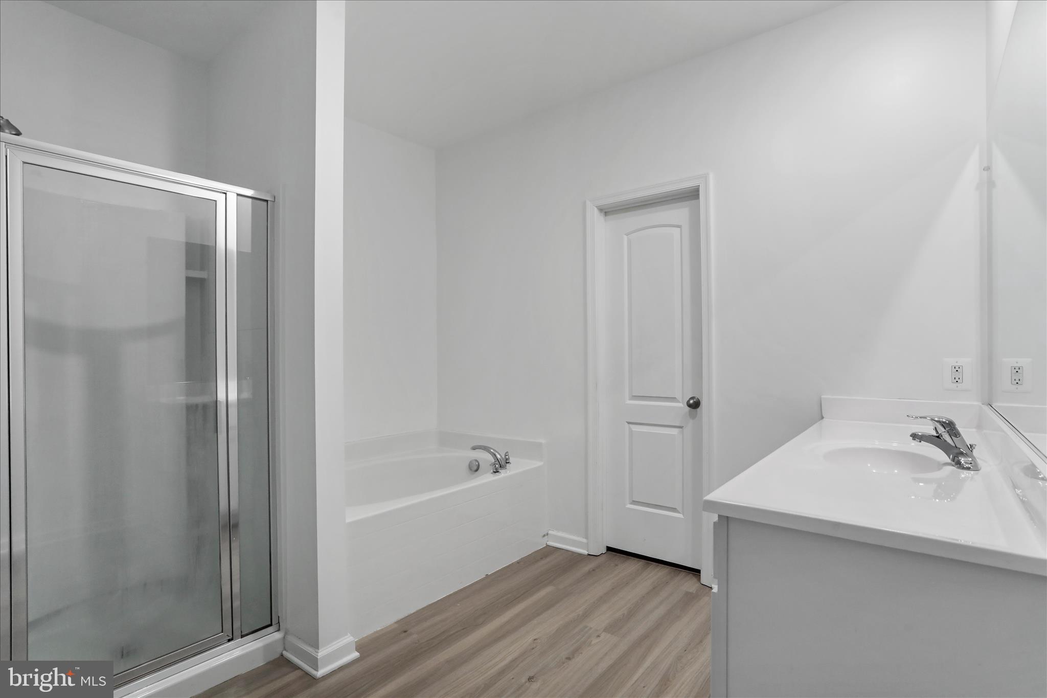 BROOKFIELD ON THE POTOMAC - Residential