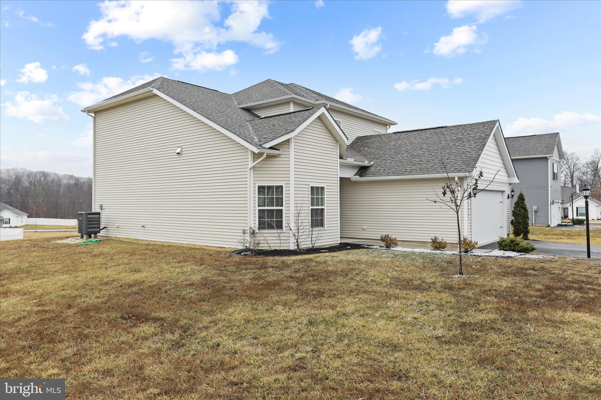 BROOKFIELD ON THE POTOMAC - Residential