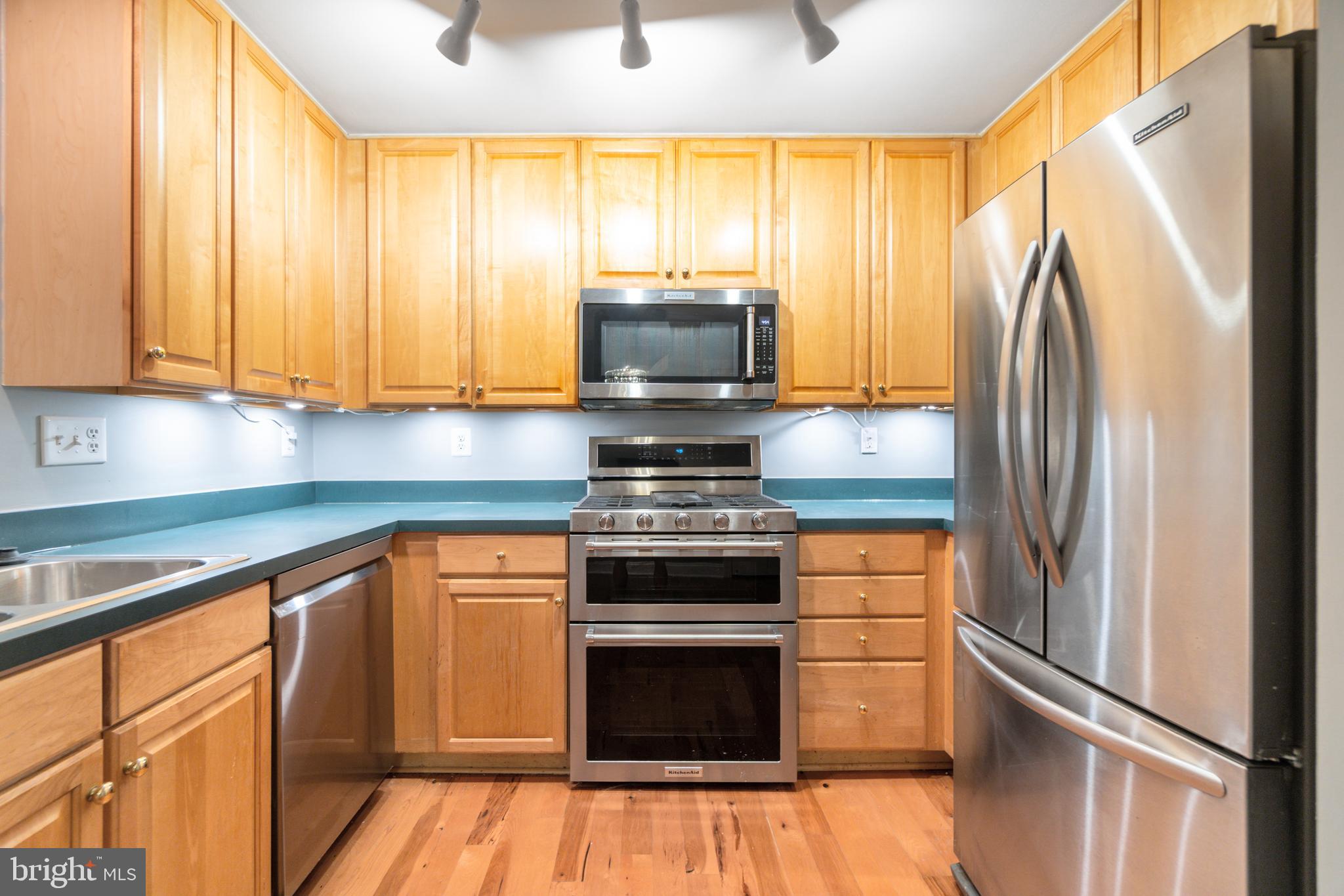 KENTLANDS - Residential