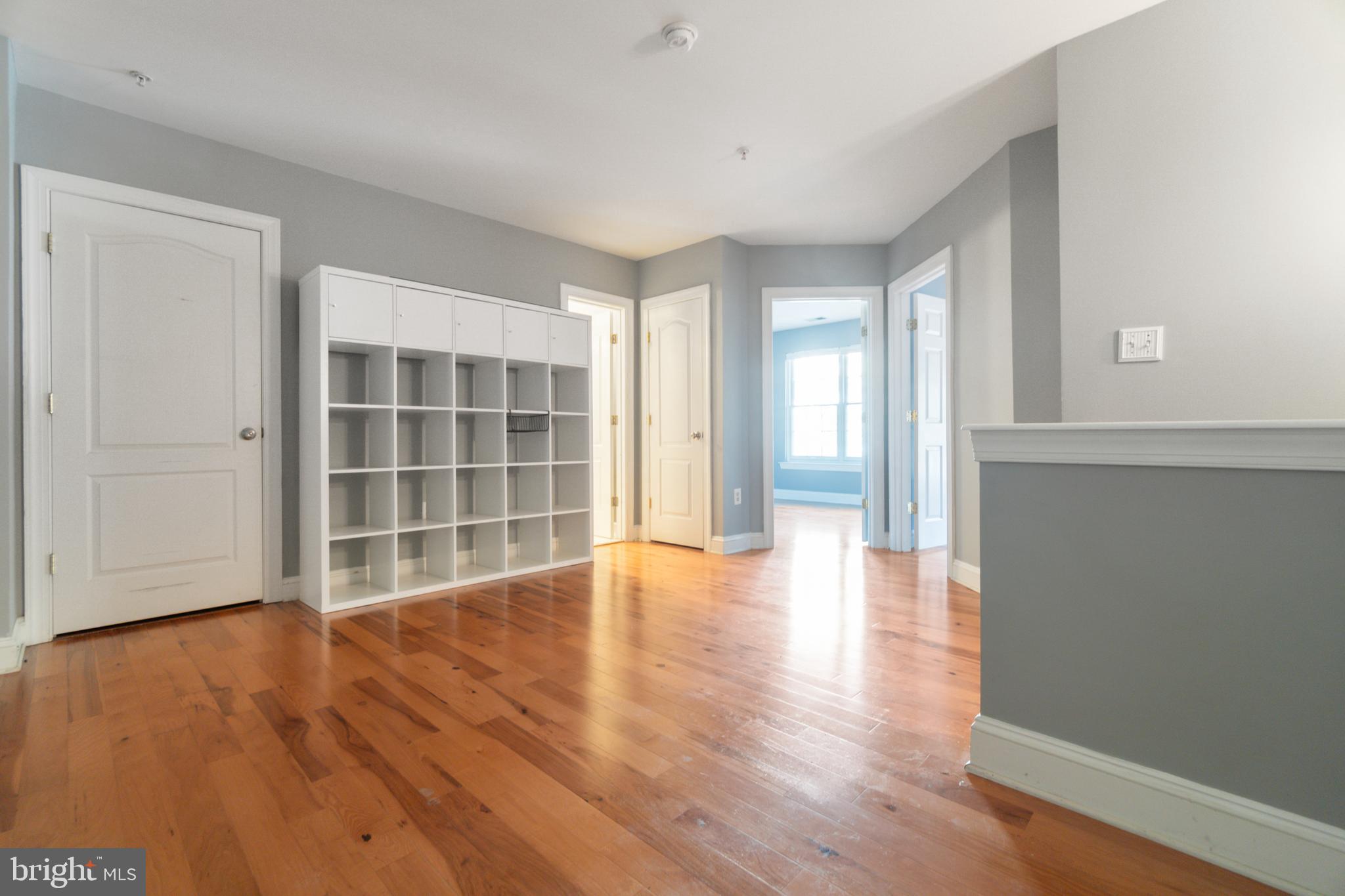 KENTLANDS - Residential