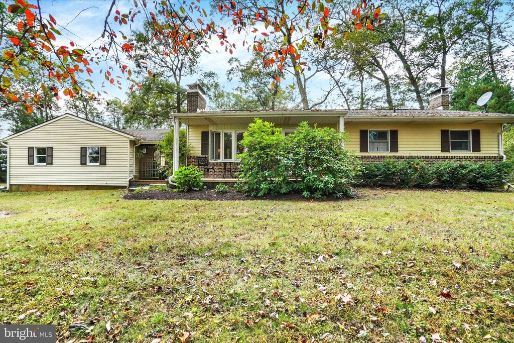 Photo of 14292 Kilgore Road, STEWARTSTOWN, PA 17363 (MLS # PAYK2091474)