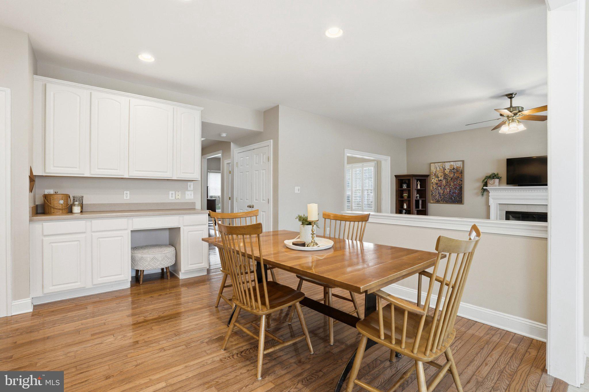 HILLTOWN CHASE - Residential