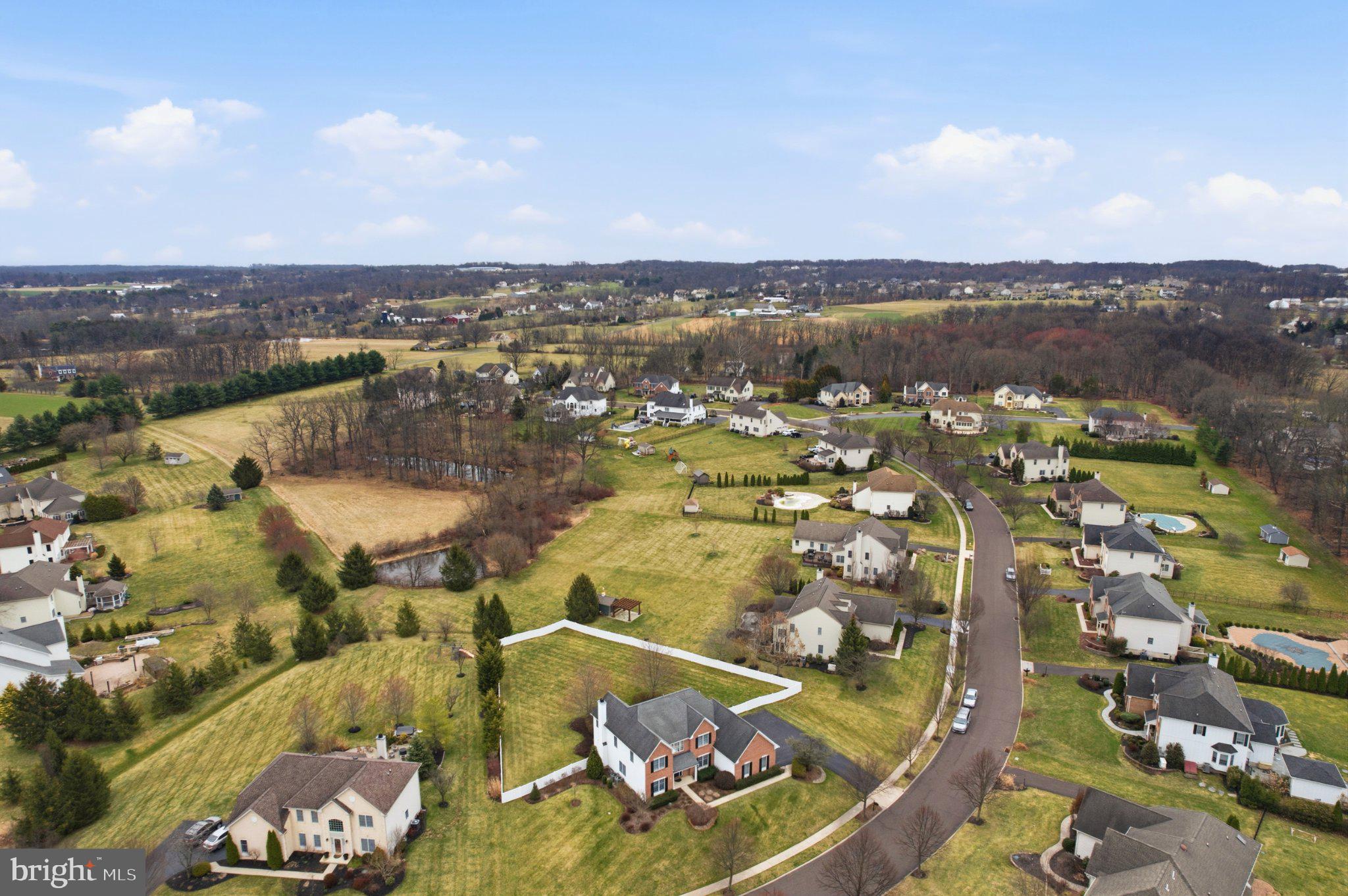 HILLTOWN CHASE - Residential