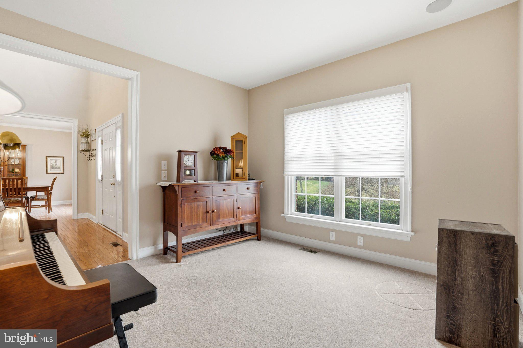 HILLTOWN CHASE - Residential