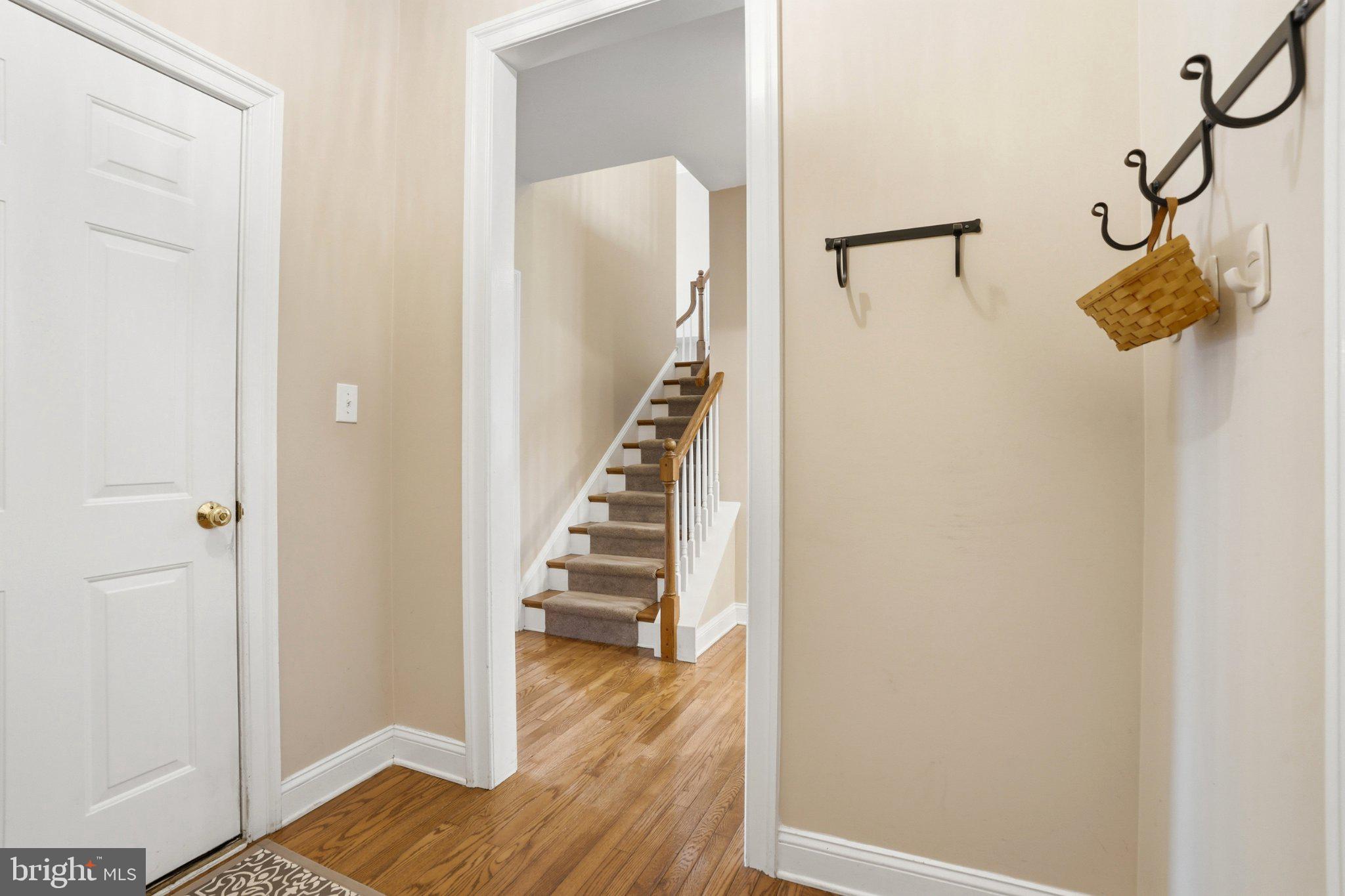 HILLTOWN CHASE - Residential