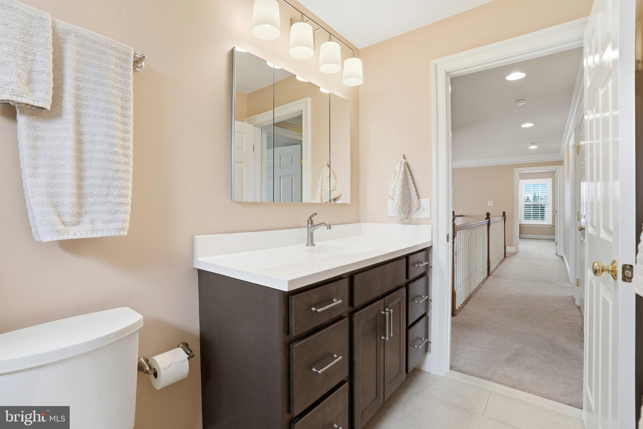 HILLTOWN CHASE - Residential