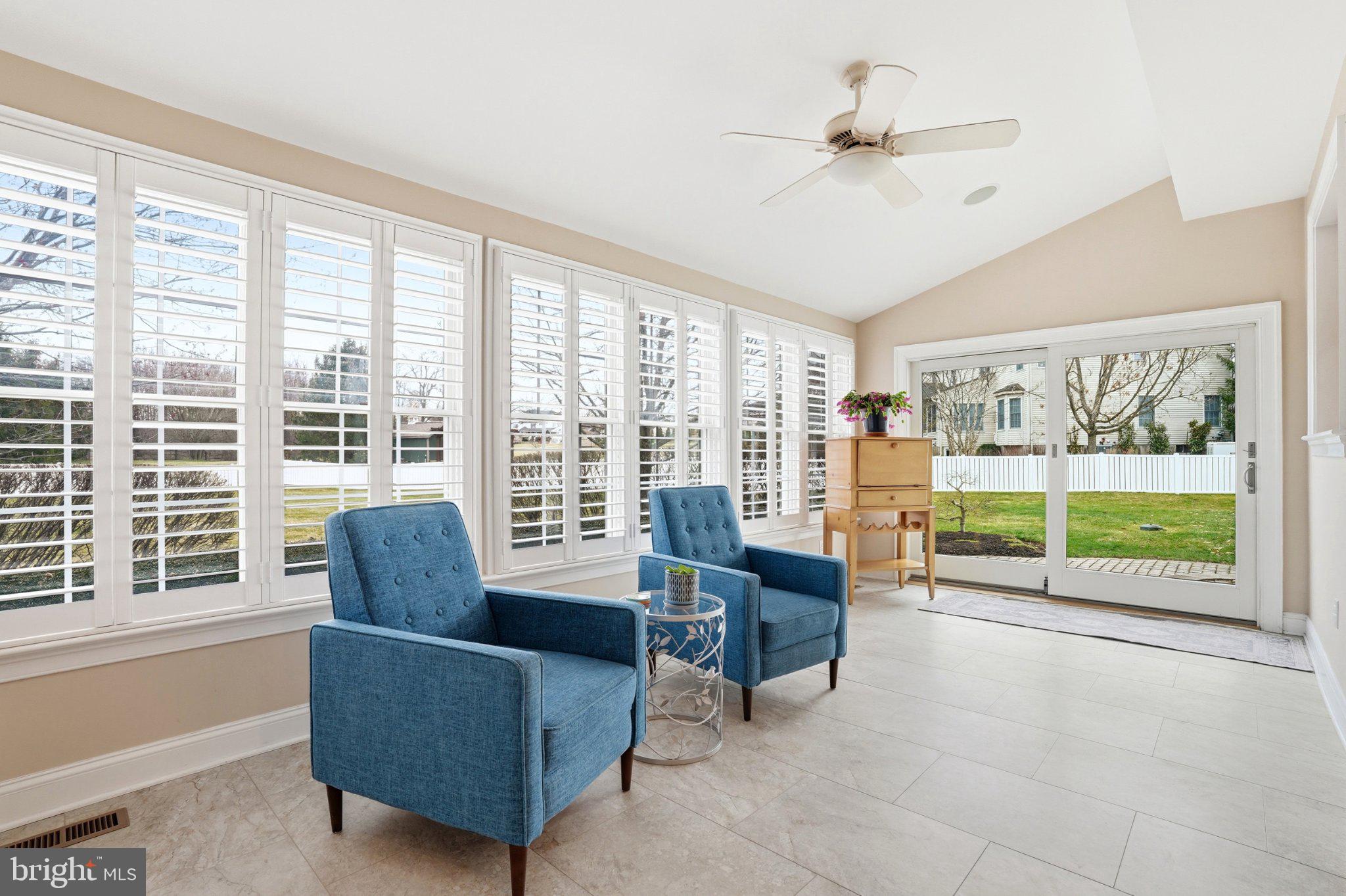 HILLTOWN CHASE - Residential