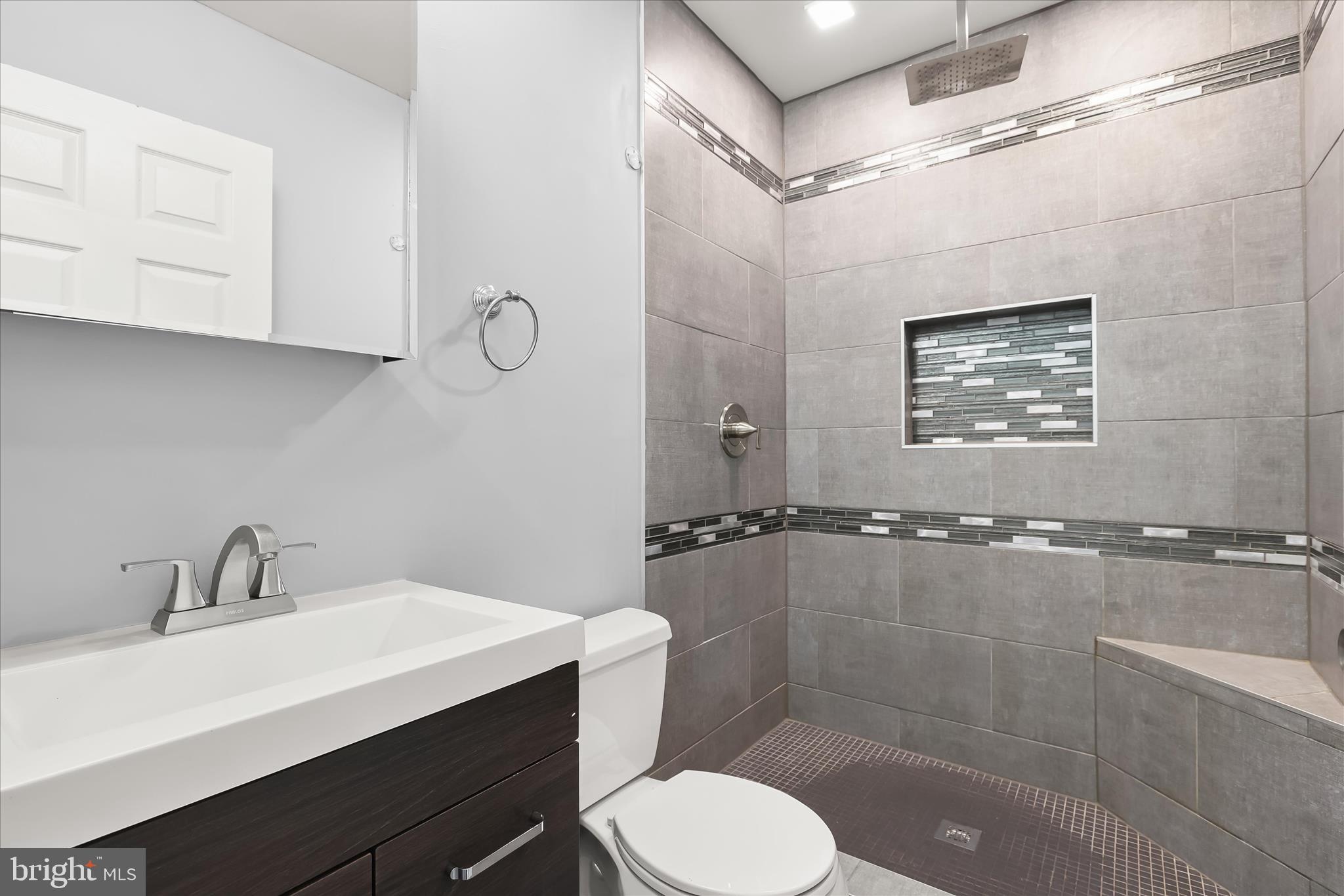 CARROLL CREST - Residential