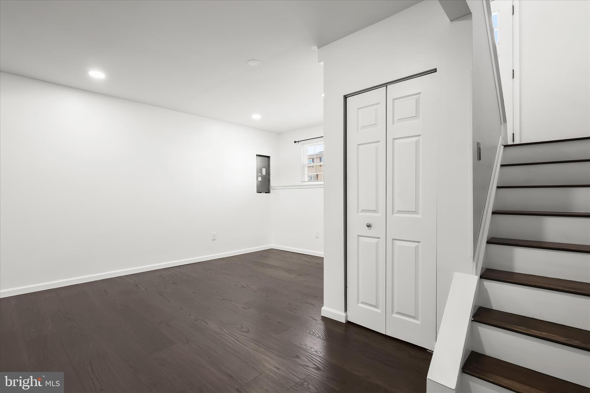 CARROLL CREST - Residential