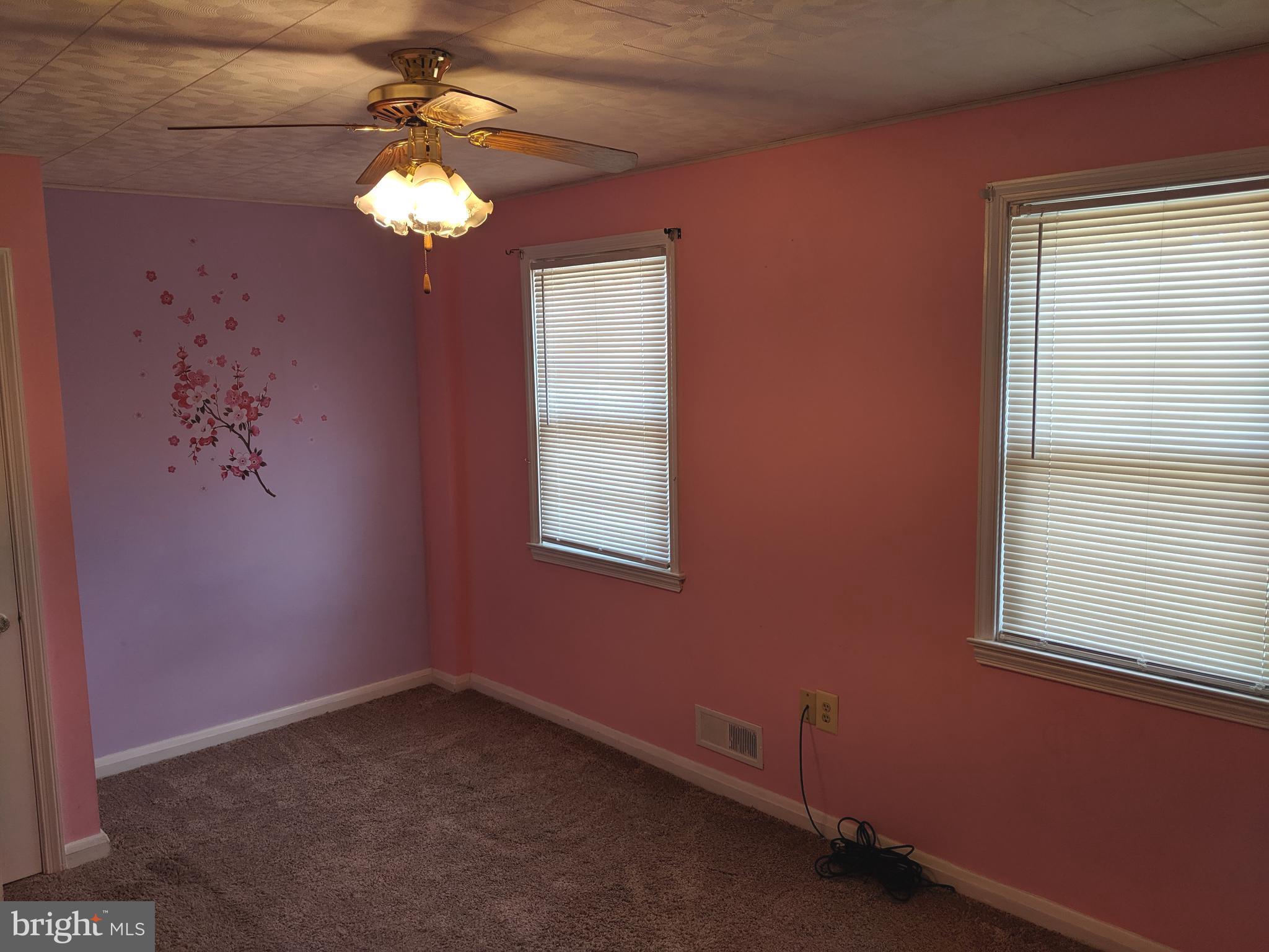 EASTWOOD - Residential