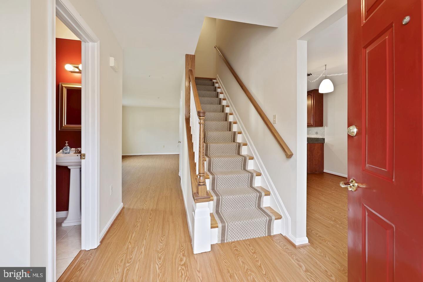 15435 REPRISE TERRACE