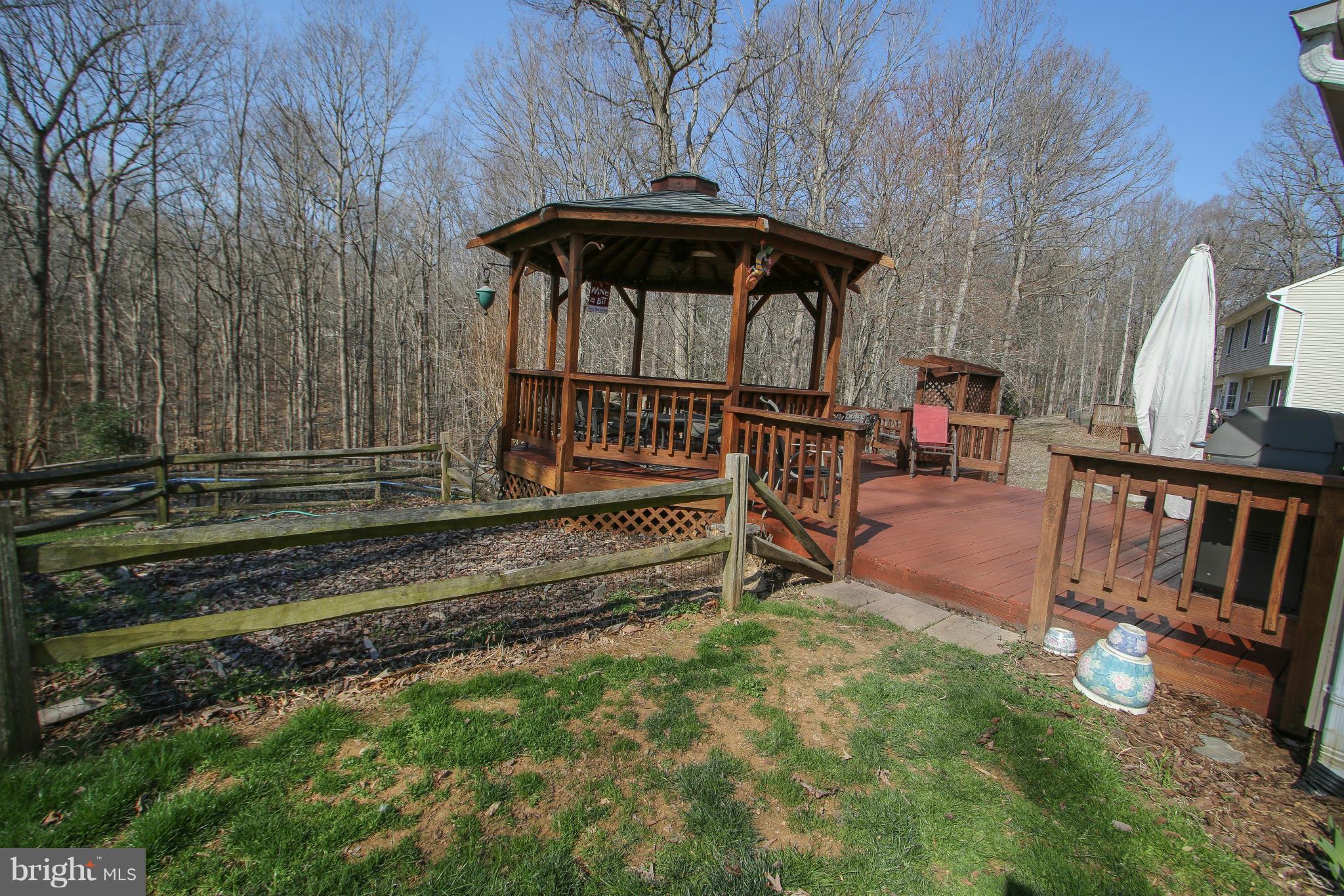 MOCKINGBIRD RIDGE - Residential