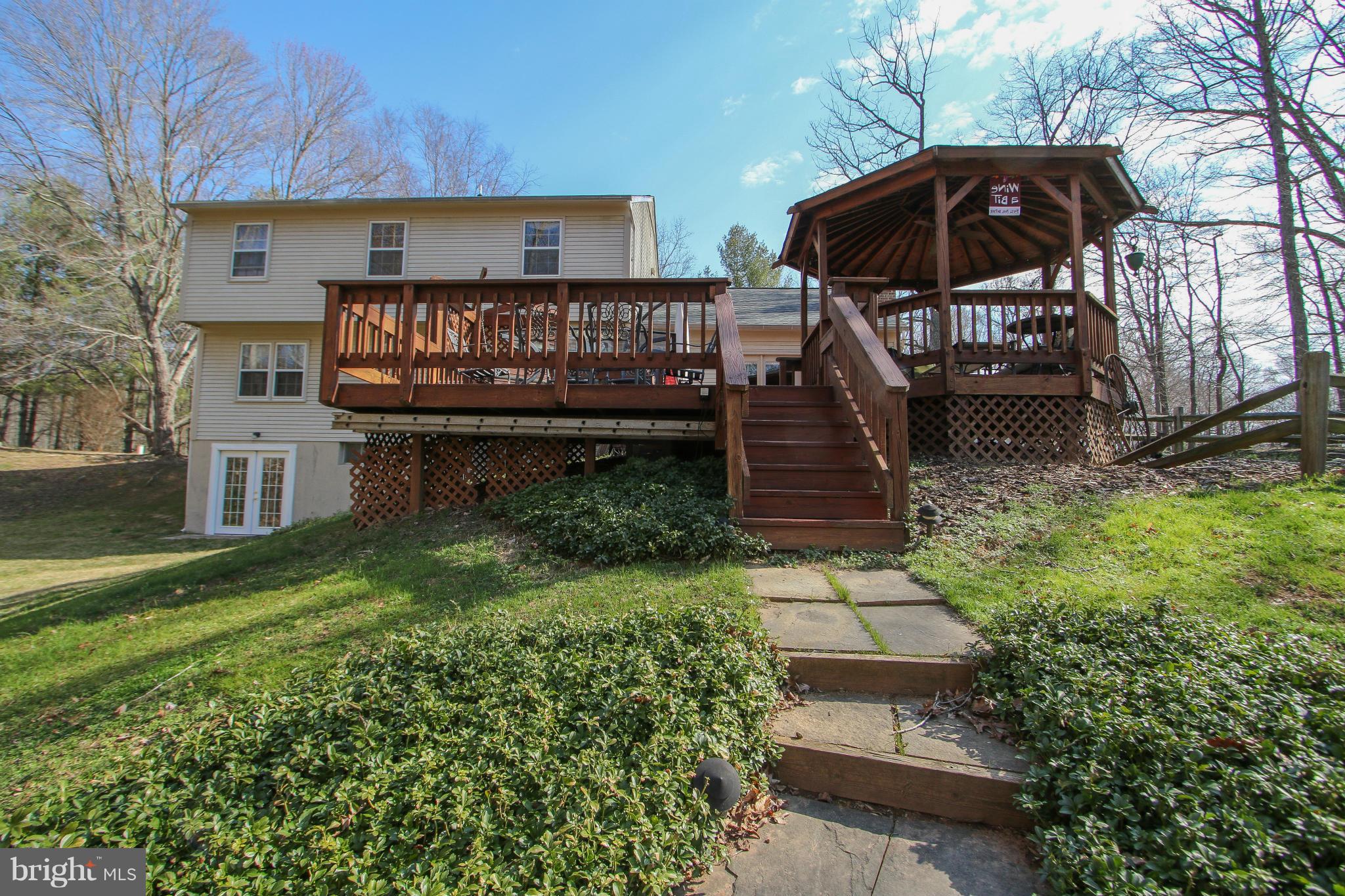 MOCKINGBIRD RIDGE - Residential