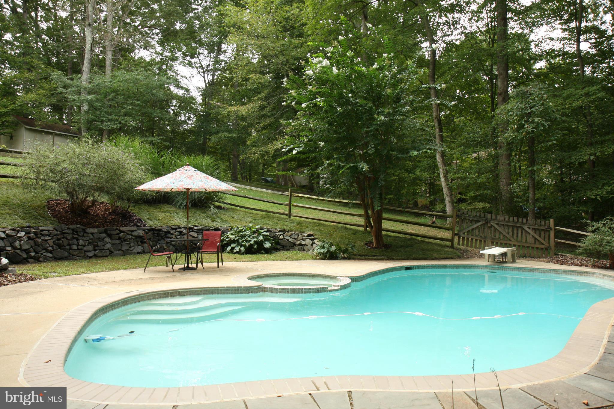 MOCKINGBIRD RIDGE - Residential