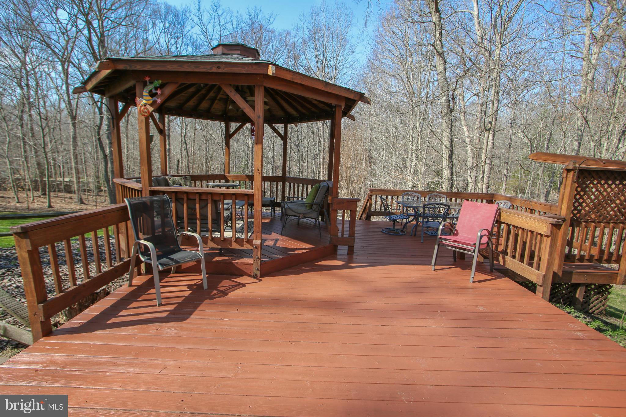 MOCKINGBIRD RIDGE - Residential