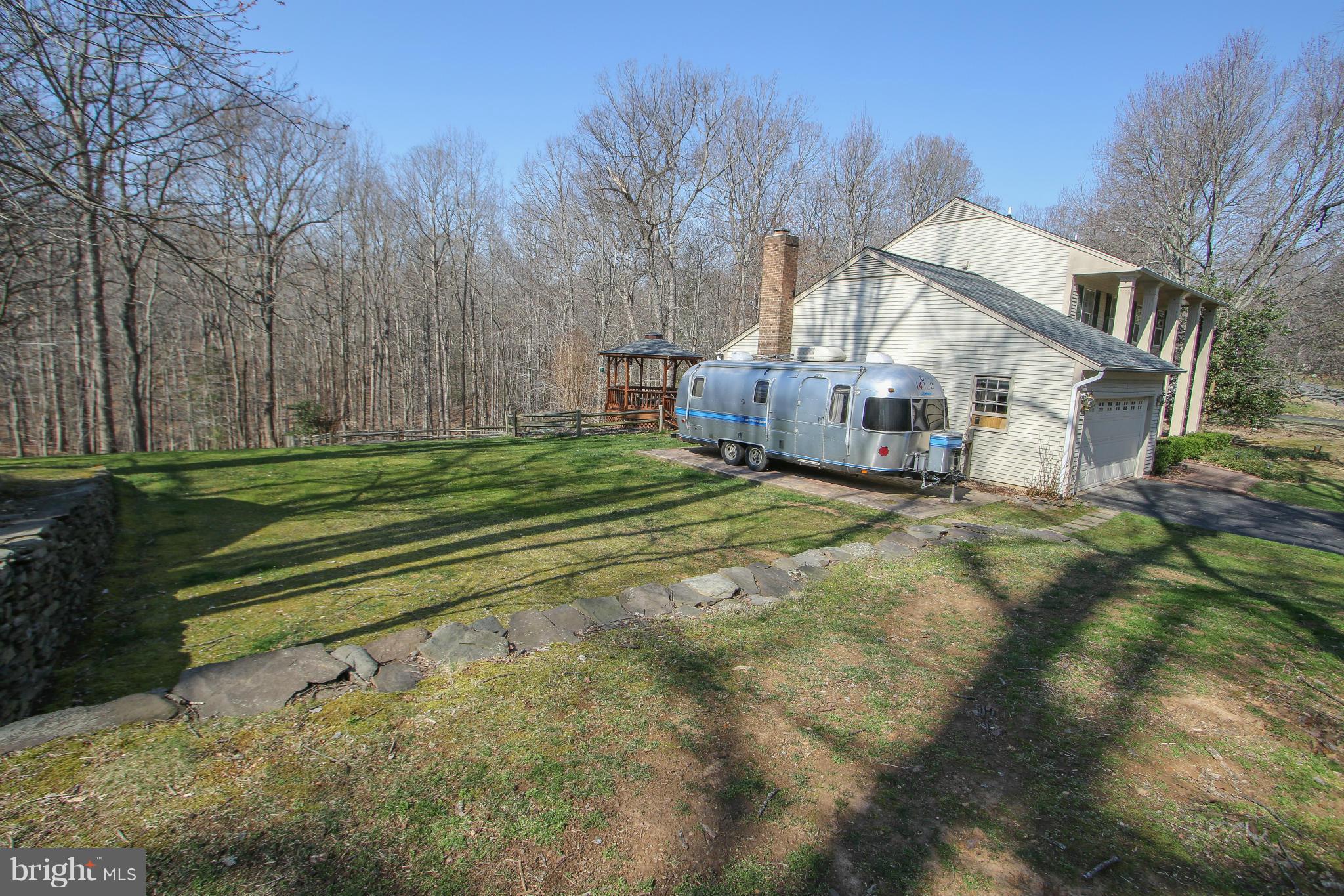 MOCKINGBIRD RIDGE - Residential