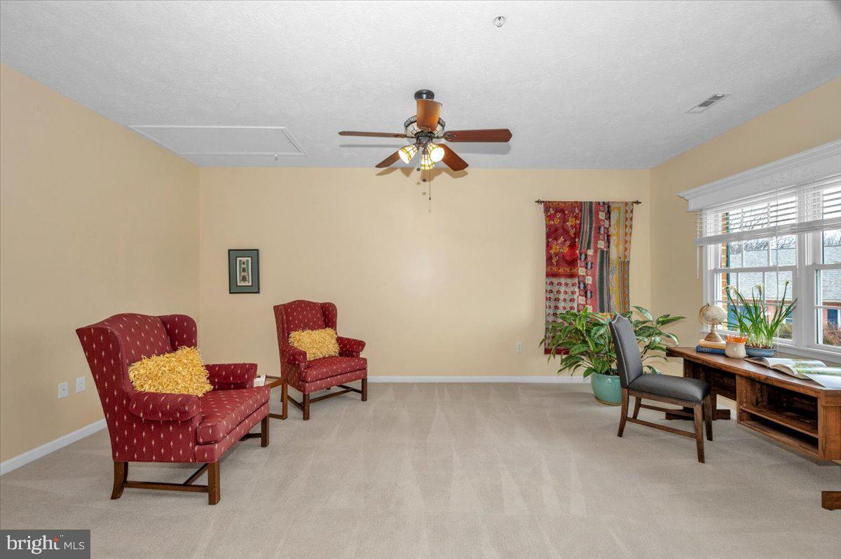 SUMMERLAND MANOR - Residential