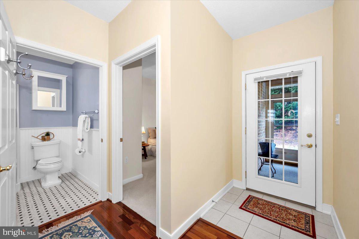 SUMMERLAND MANOR - Residential