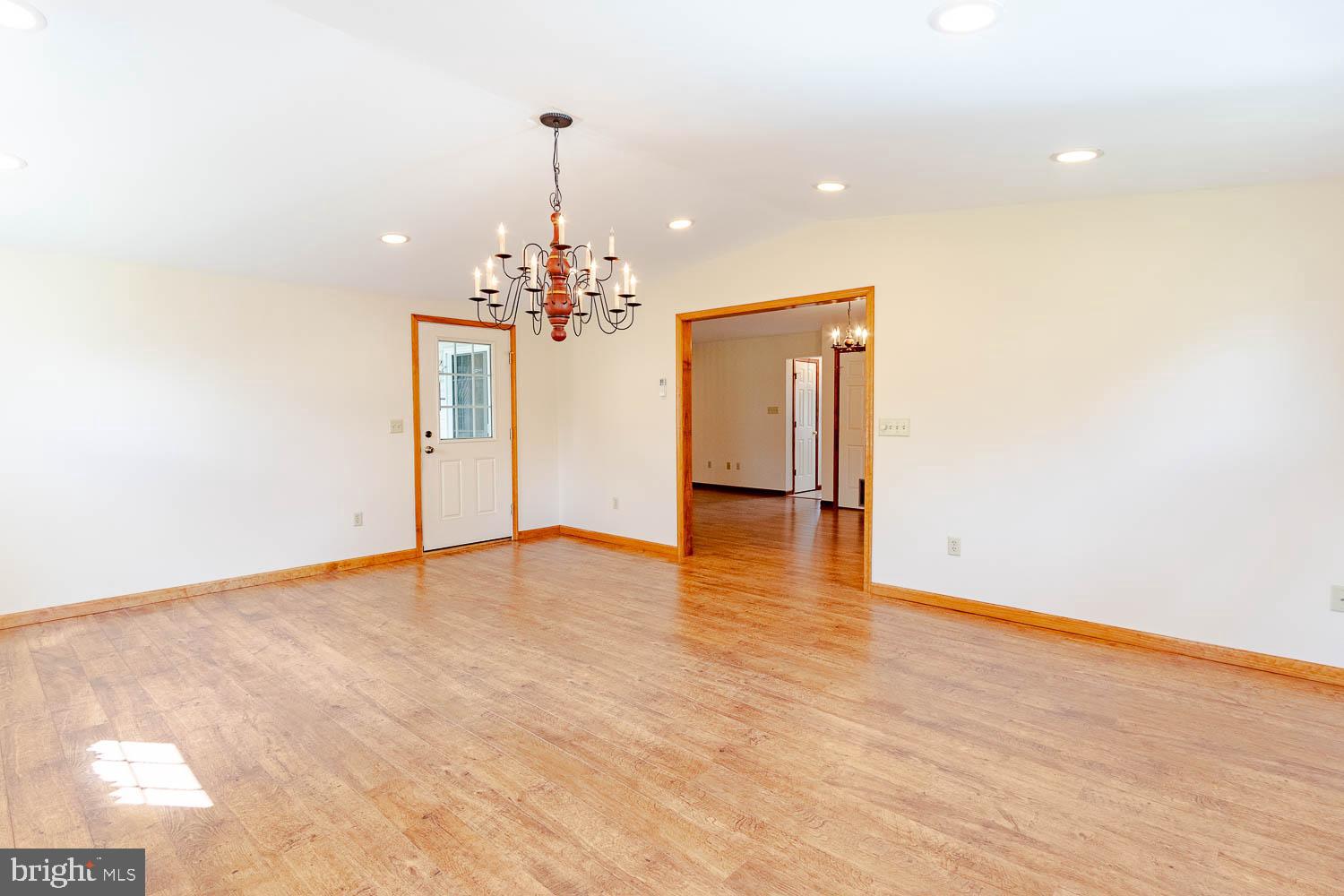 OAK GROVE - Residential