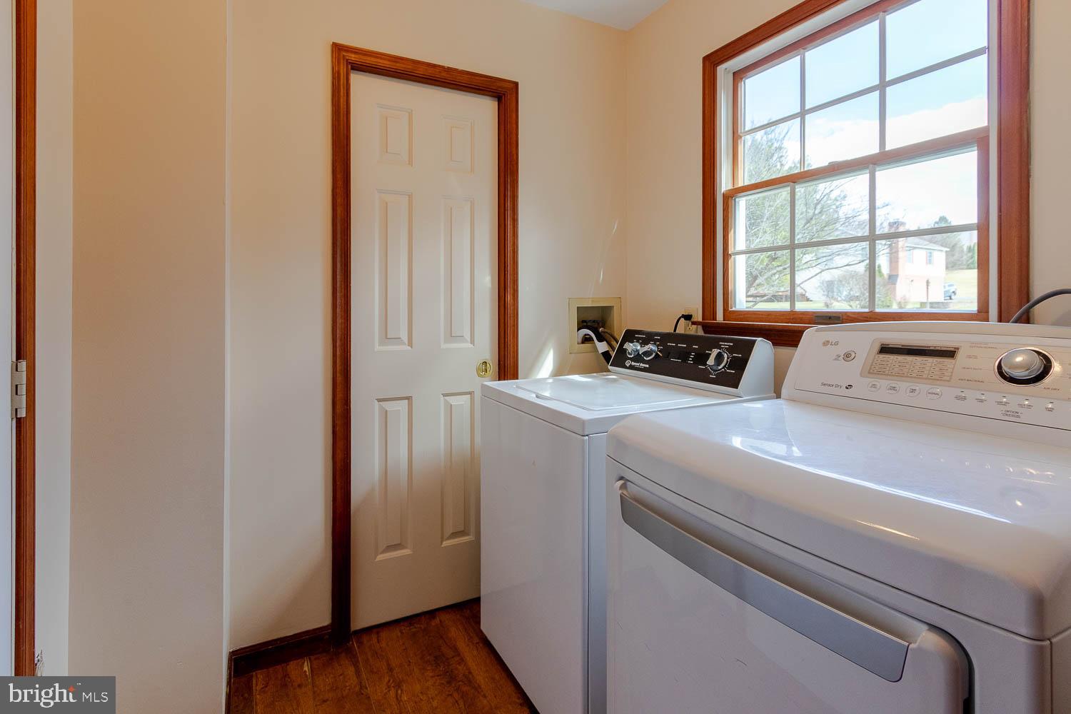 OAK GROVE - Residential