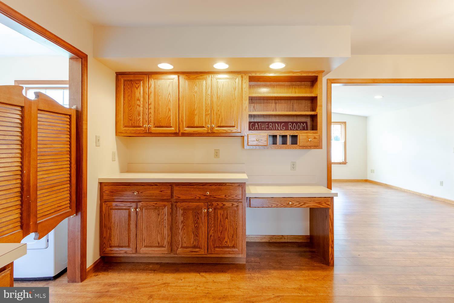 OAK GROVE - Residential