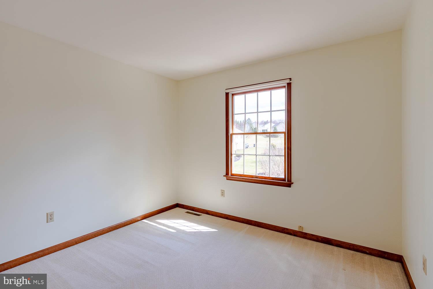 OAK GROVE - Residential