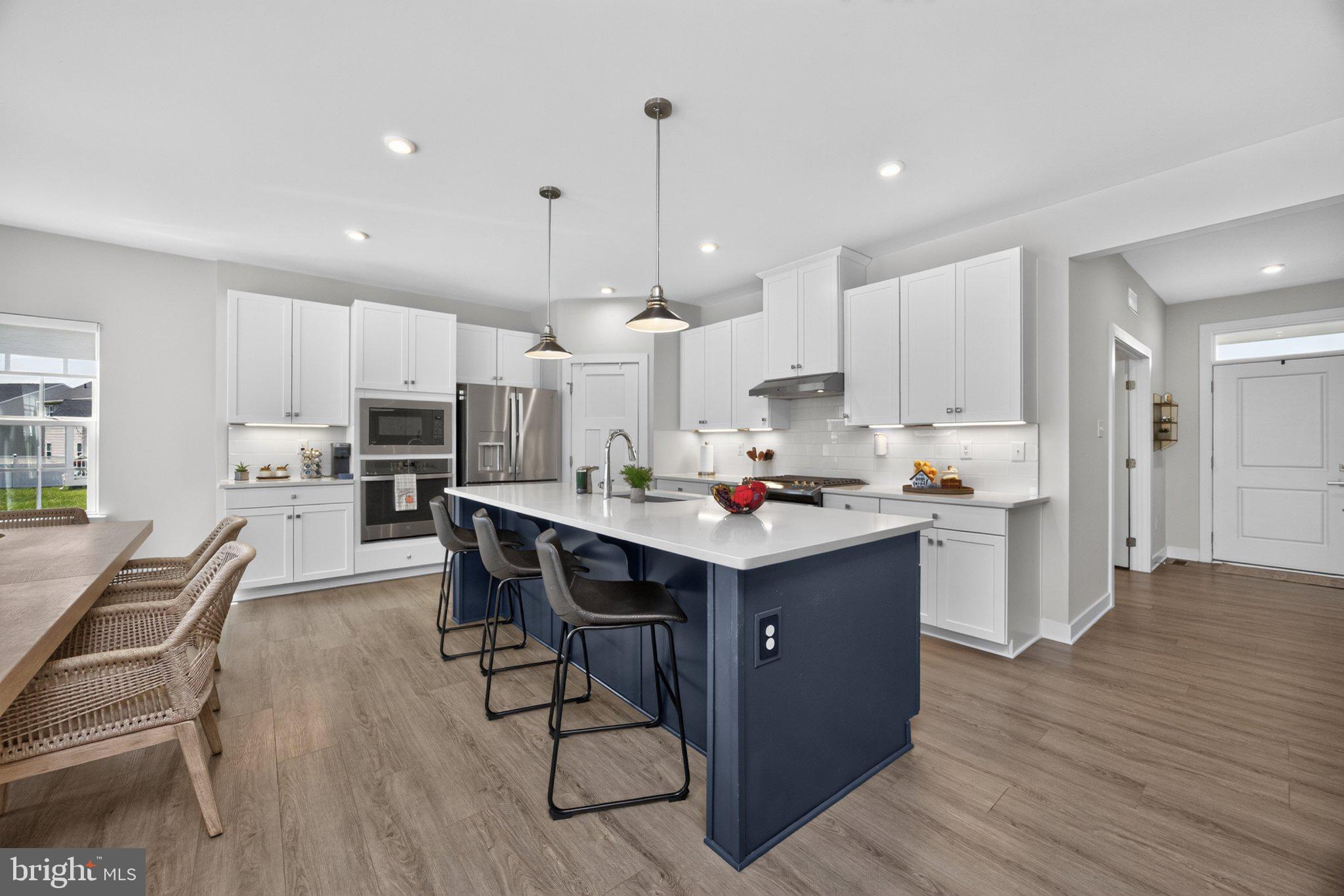 406 CRENATA DRIVE