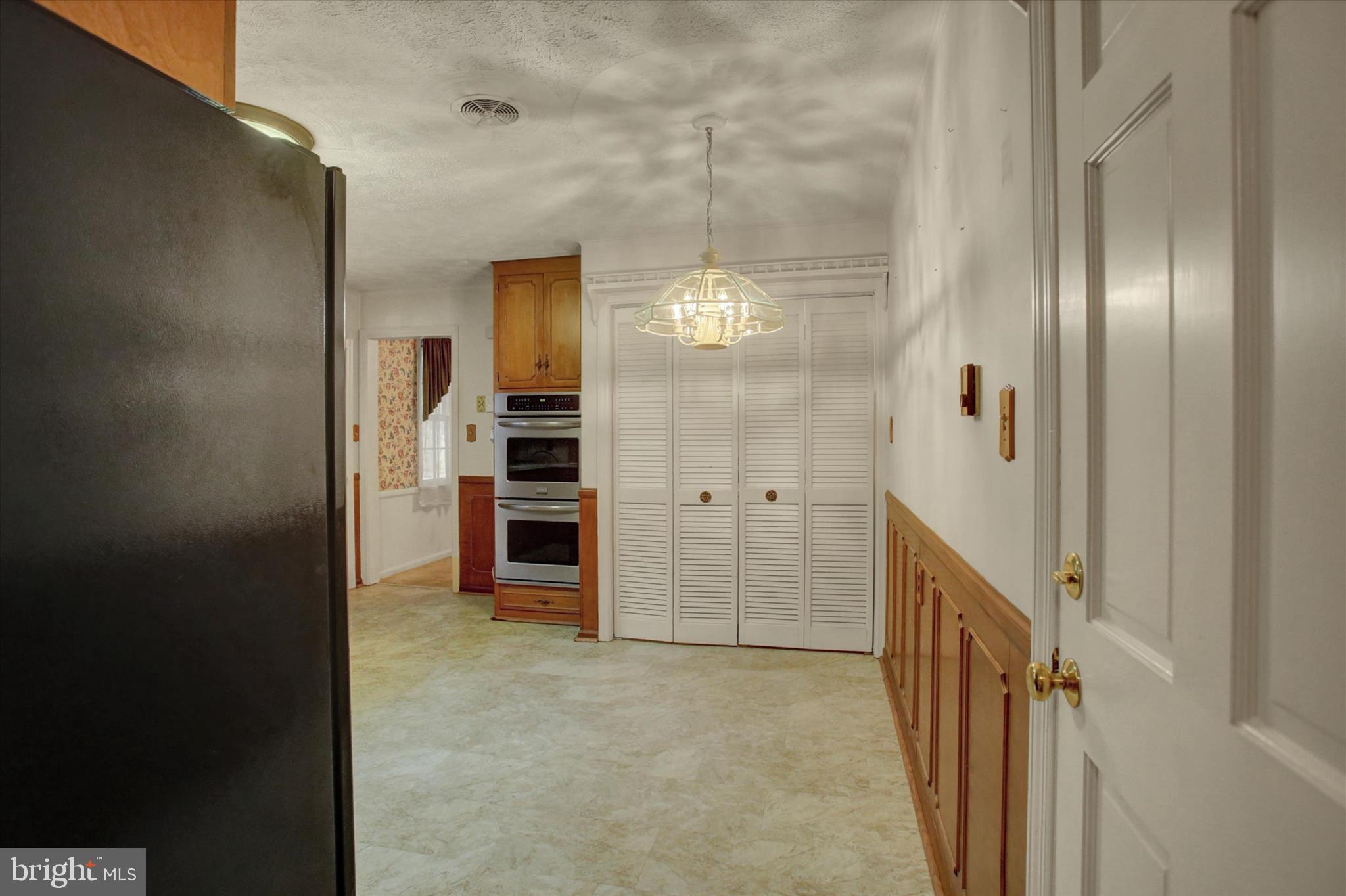 SOUTH GUILFORD HILLS - Residential