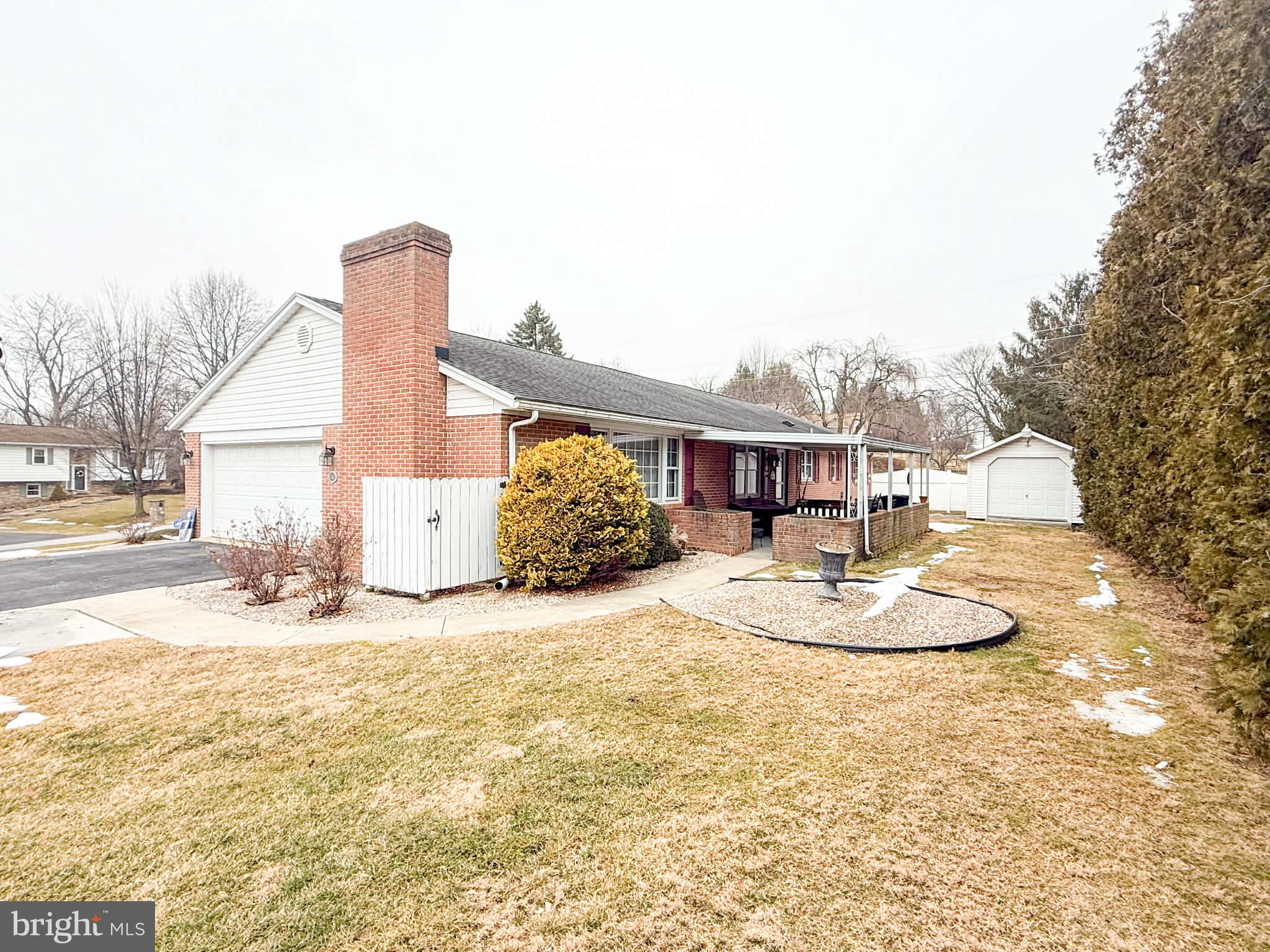 SOUTH GUILFORD HILLS - Residential