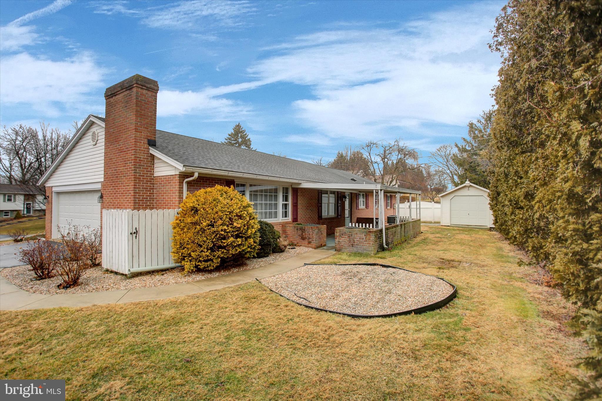 SOUTH GUILFORD HILLS - Residential