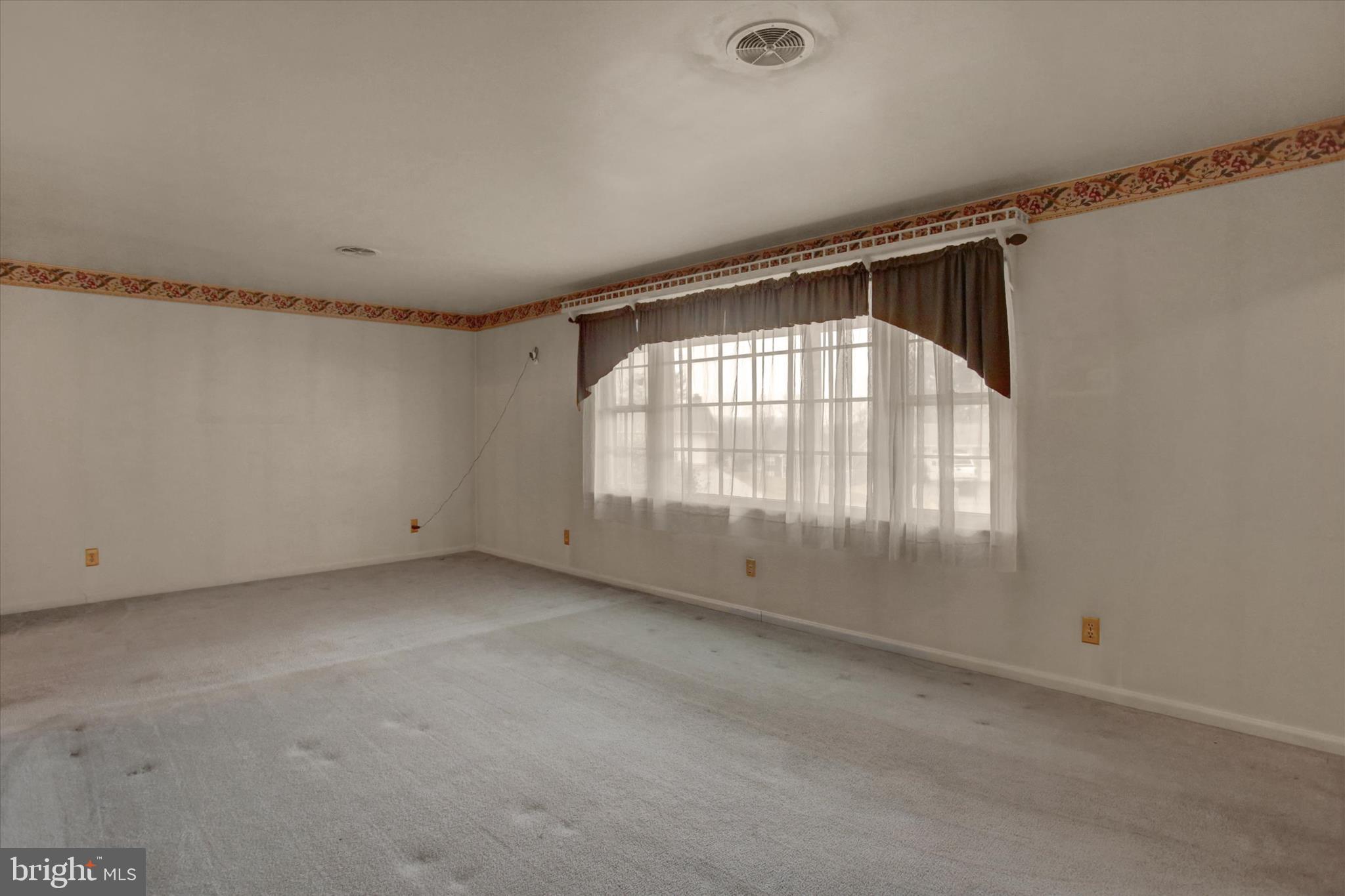 SOUTH GUILFORD HILLS - Residential